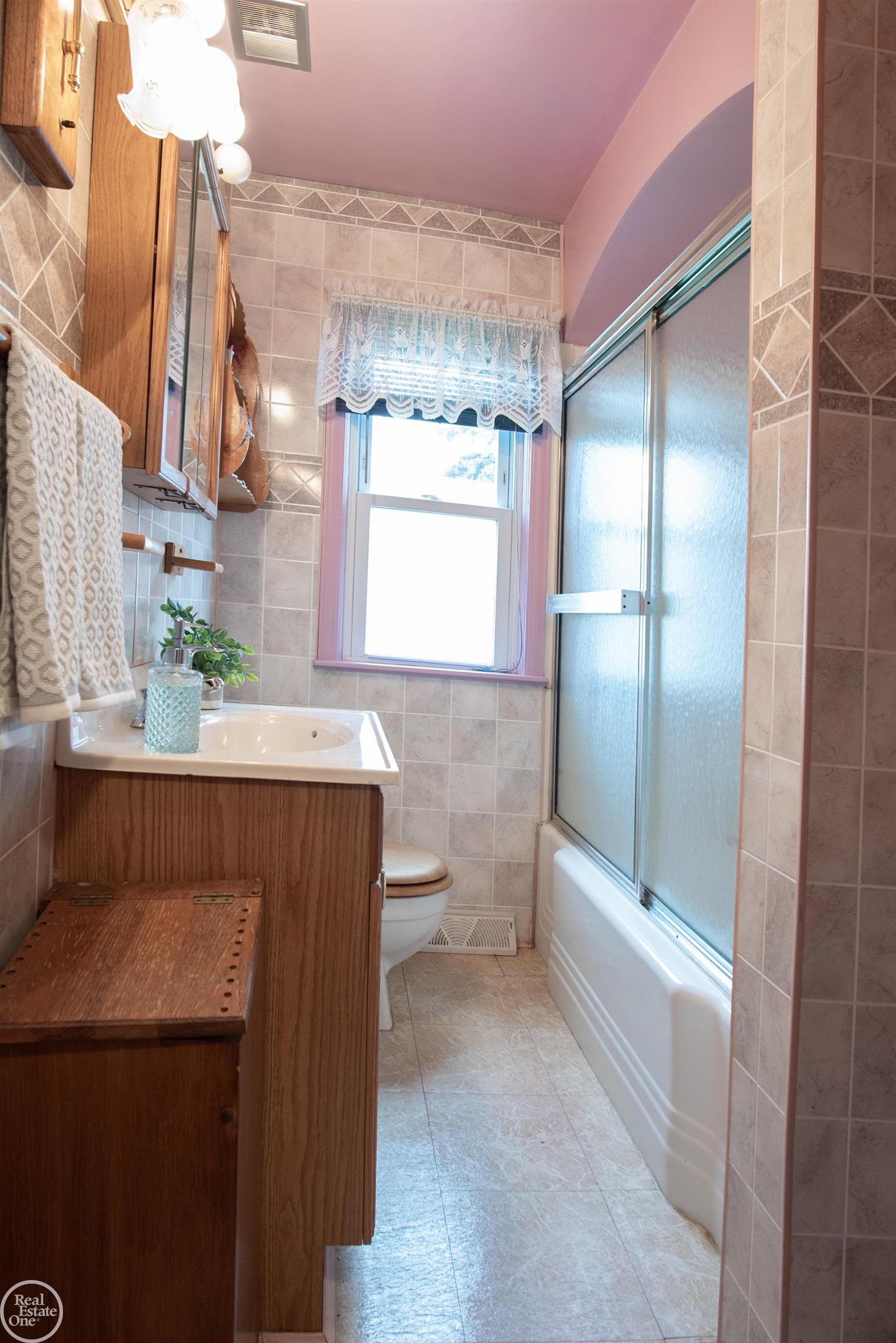 21 Logan Street, Mount Clemens, MI, 48043