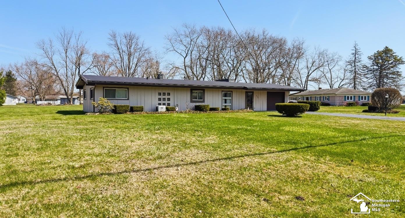 2658 Linda Drive, Monroe, MI, 48162