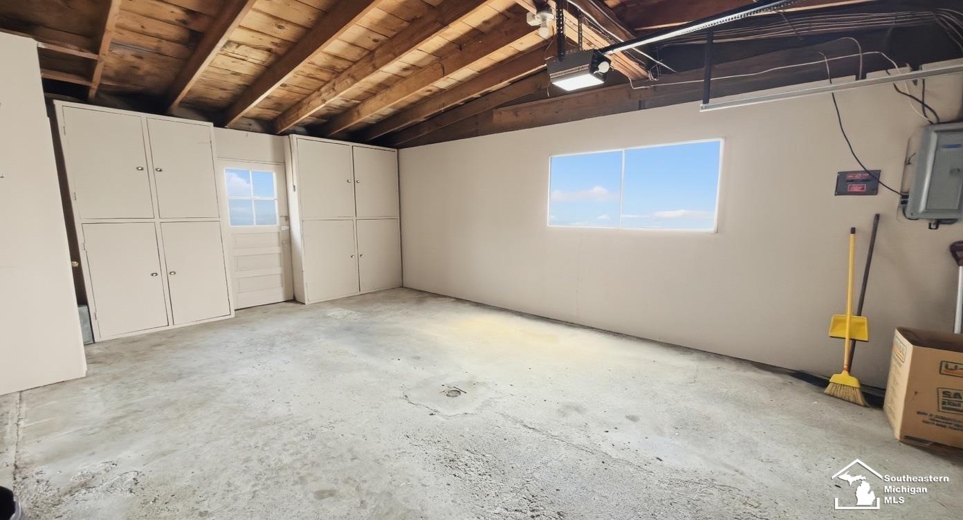 2658 Linda Drive, Monroe, MI, 48162