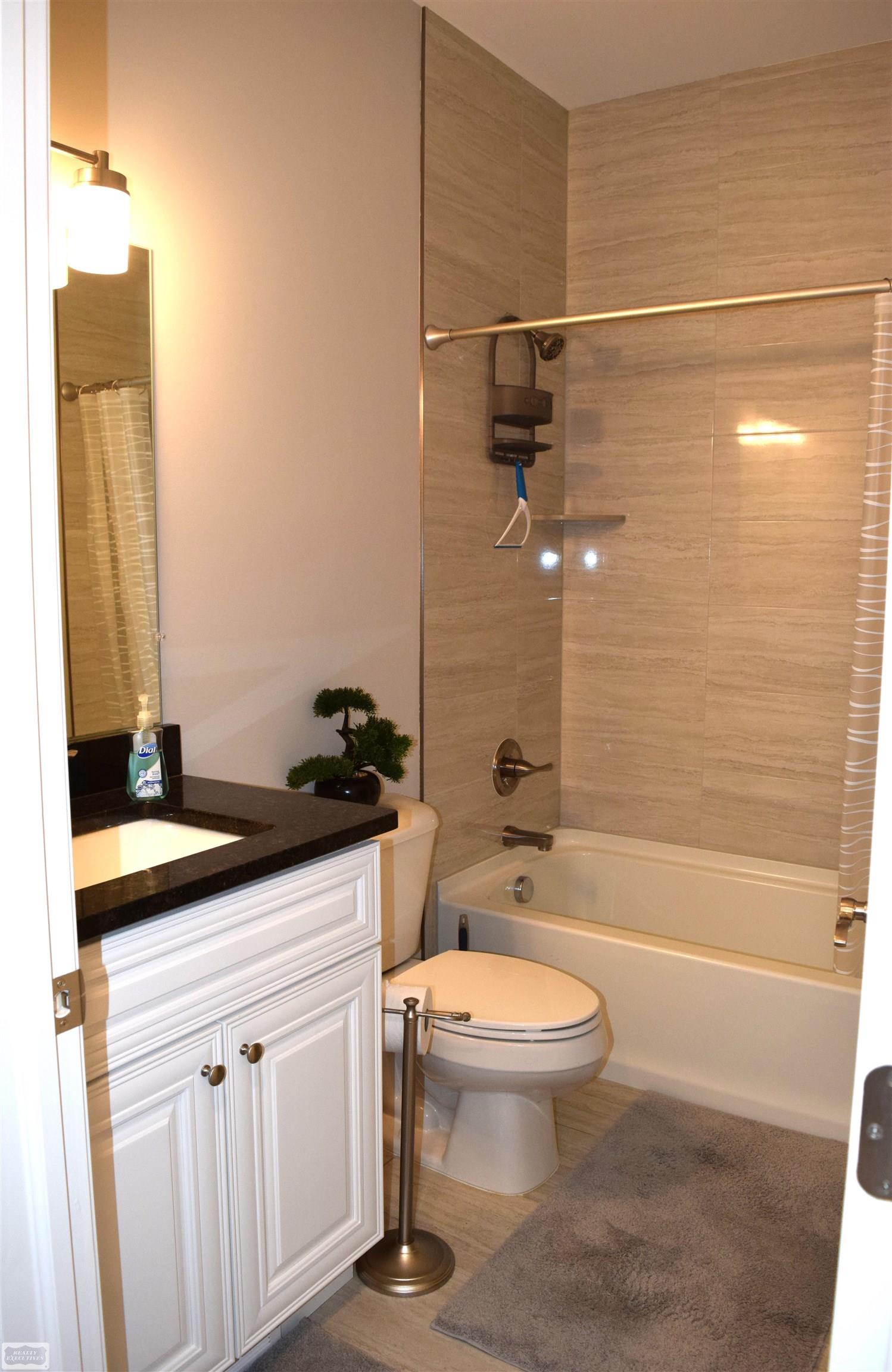 47043 Brookview Drive, New Baltimore, MI, 48047