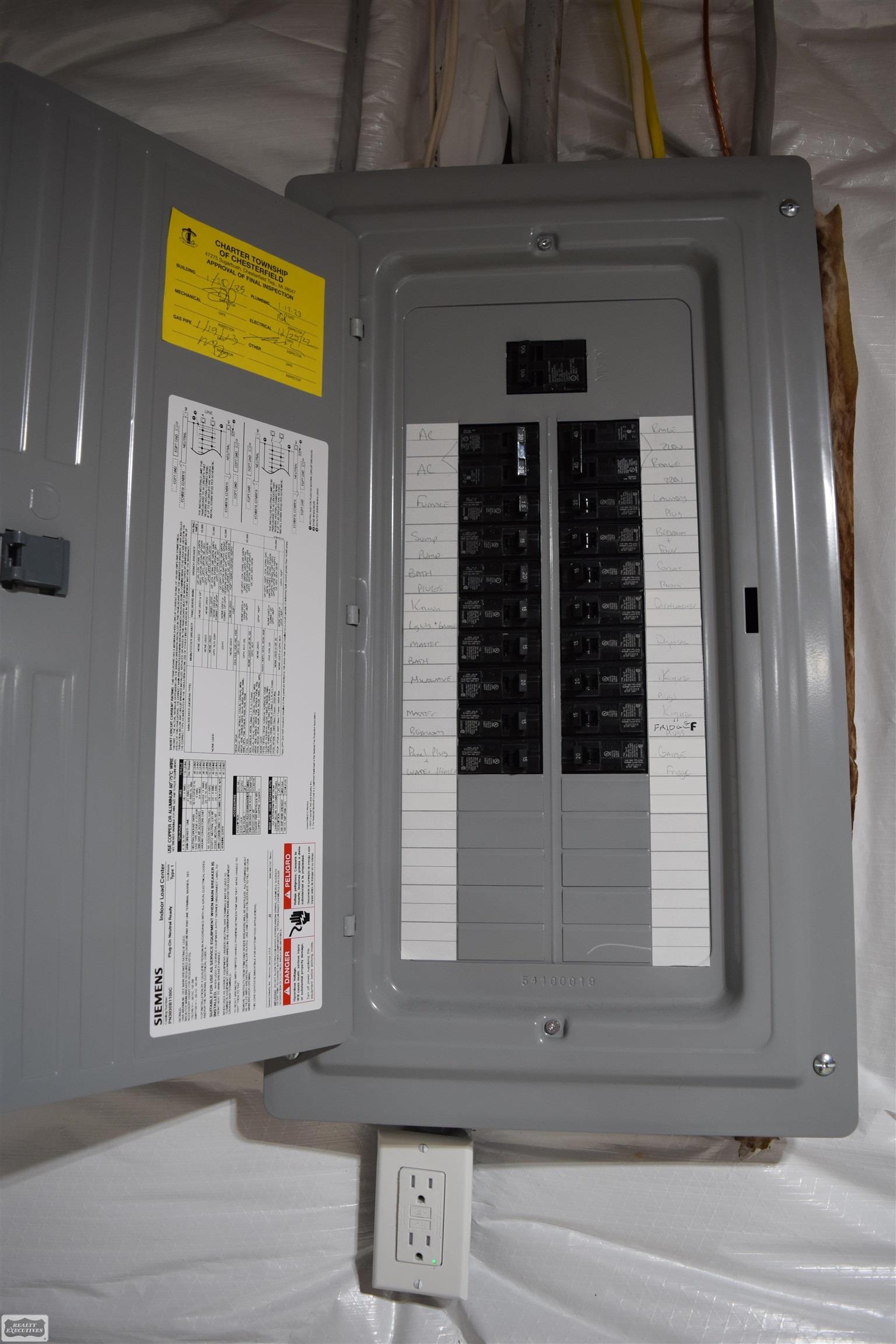 47043 Brookview Drive, New Baltimore, MI, 48047