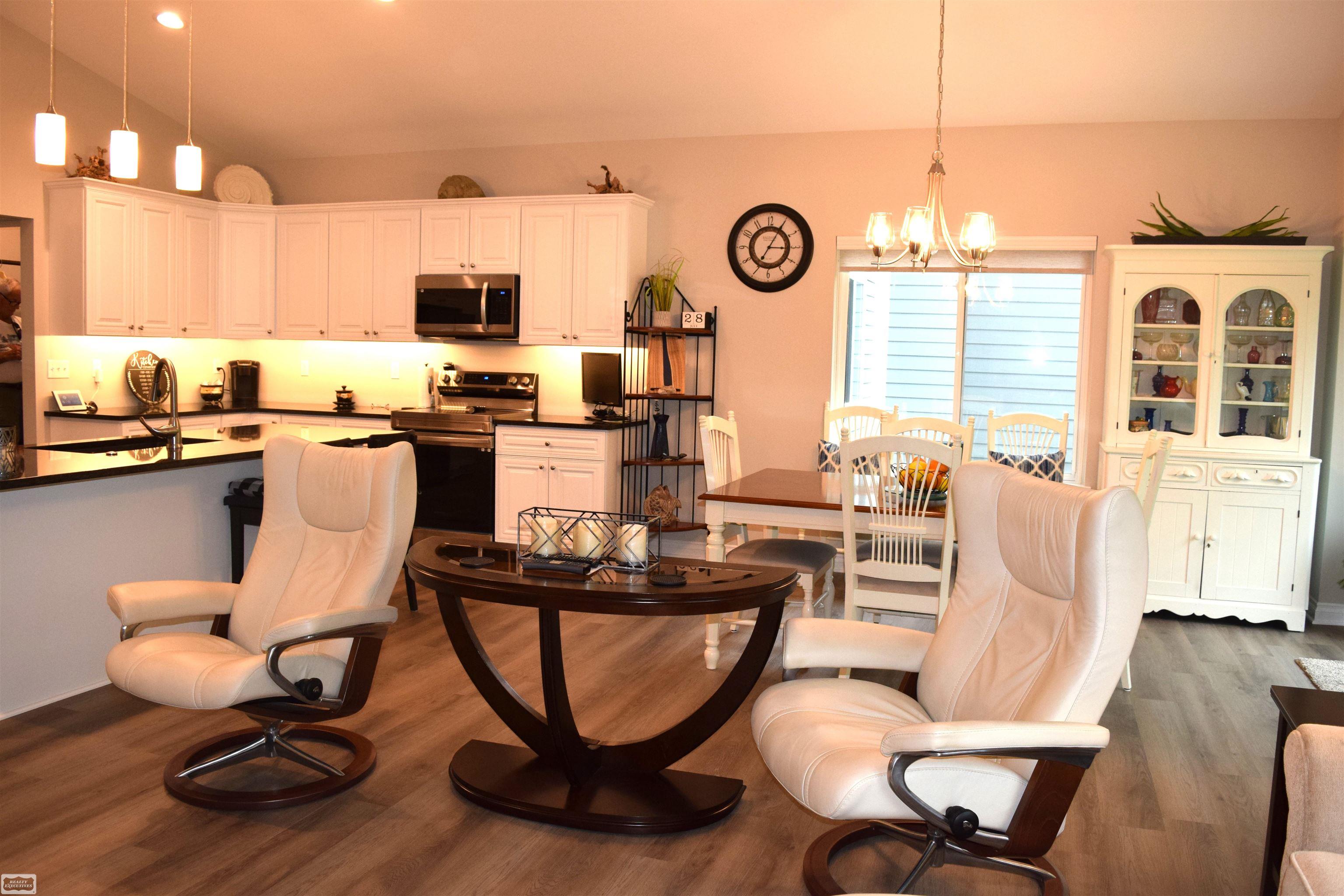 47043 Brookview Drive, New Baltimore, MI, 48047