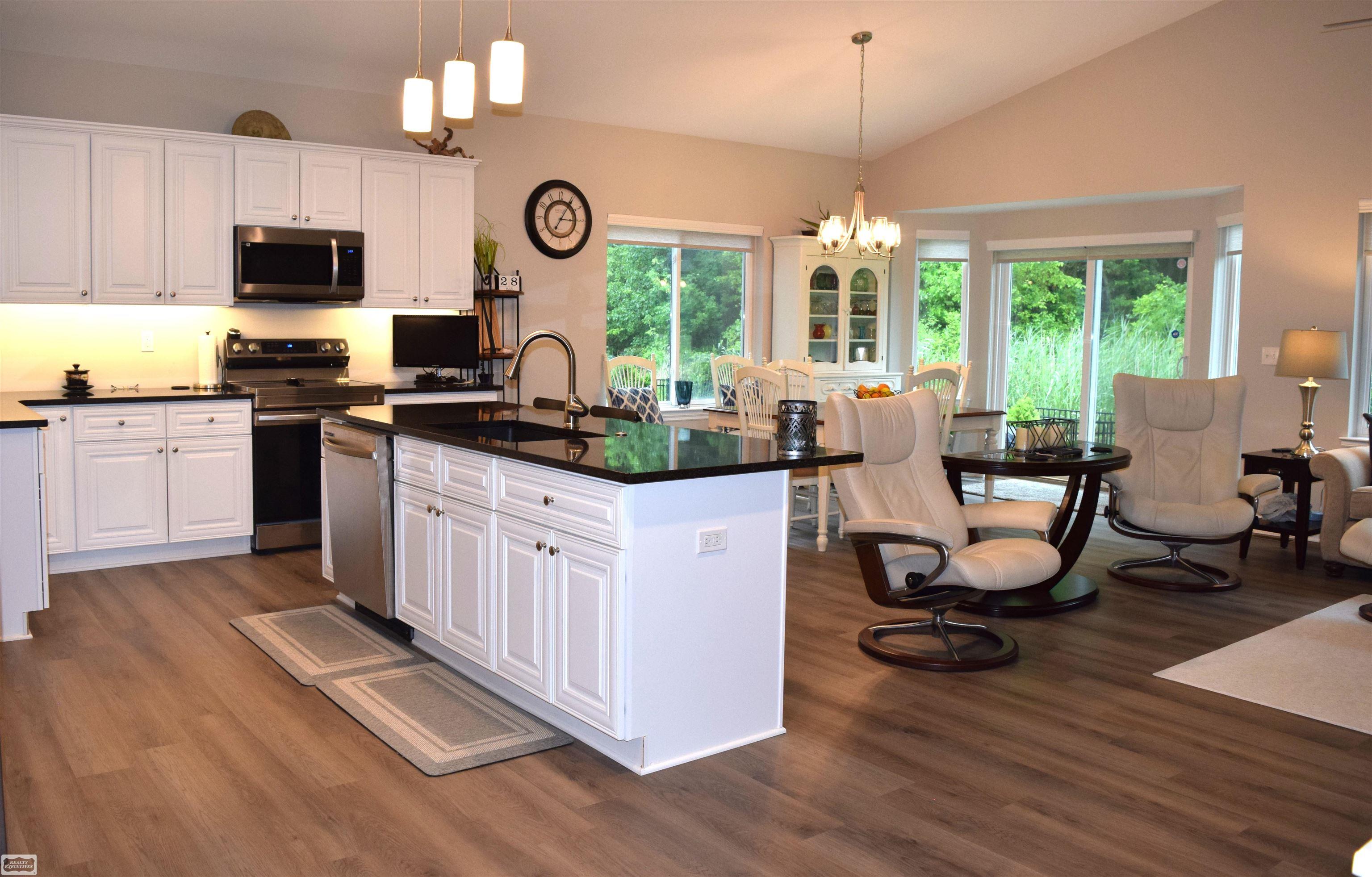 47043 Brookview Drive, New Baltimore, MI, 48047