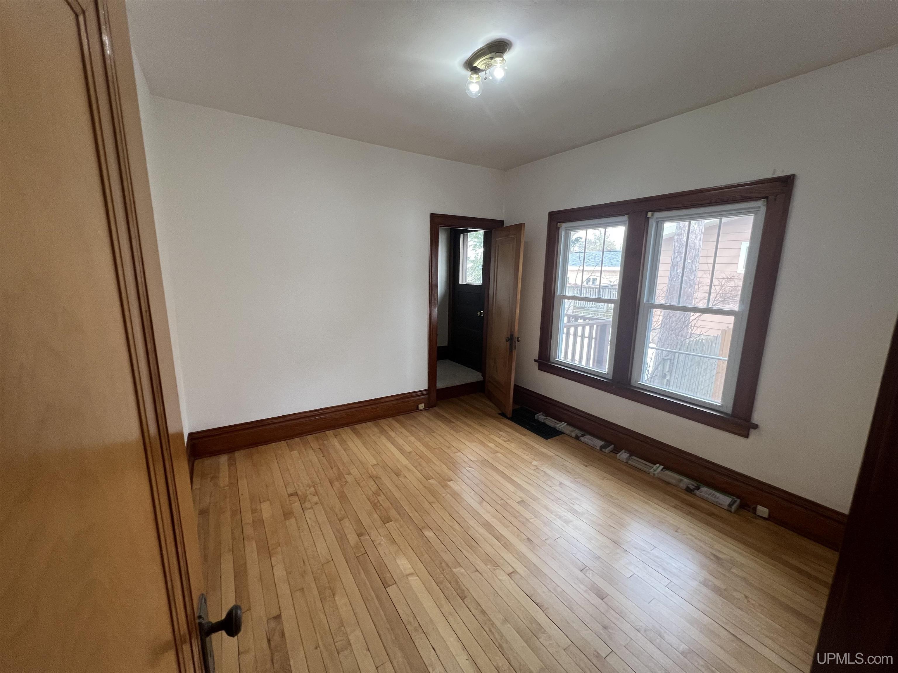 115 E College Avenue, Marquette, MI, 49855