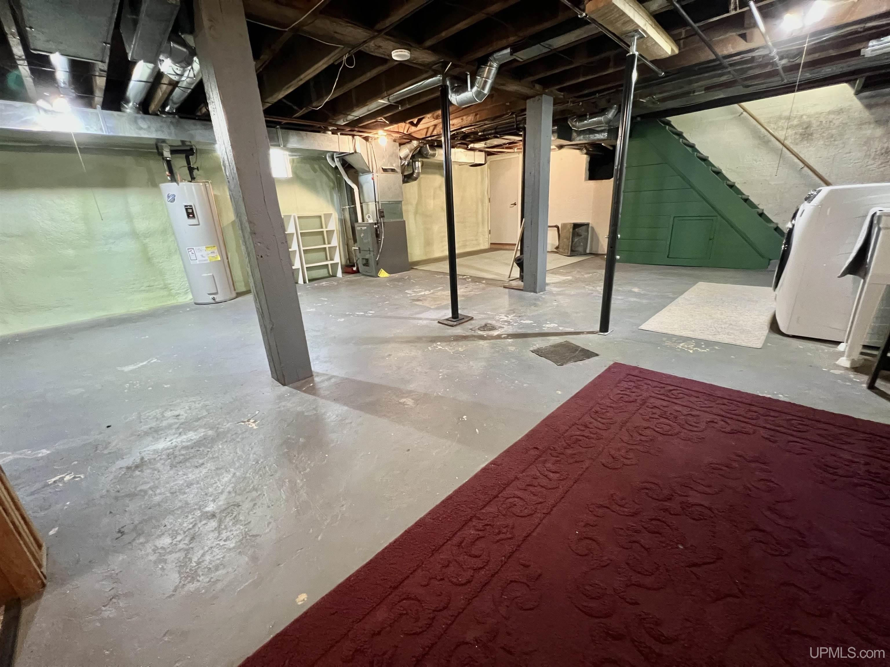 115 E College Avenue, Marquette, MI, 49855