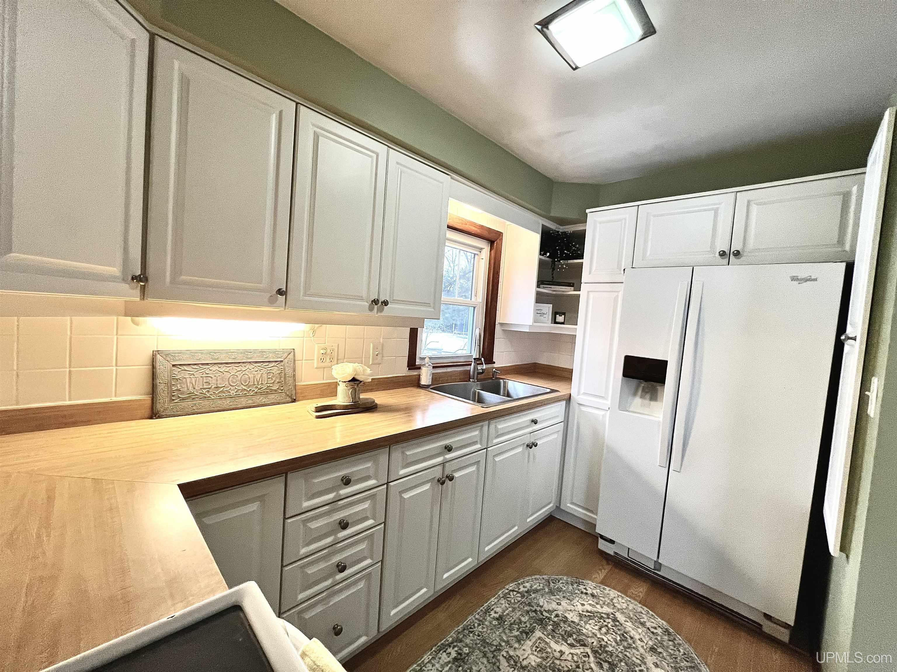 115 E College Avenue, Marquette, MI, 49855