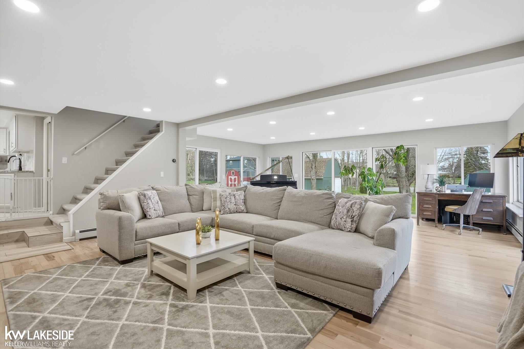 5669 Sandburn Avenue, Shelby Twp, MI, 48316