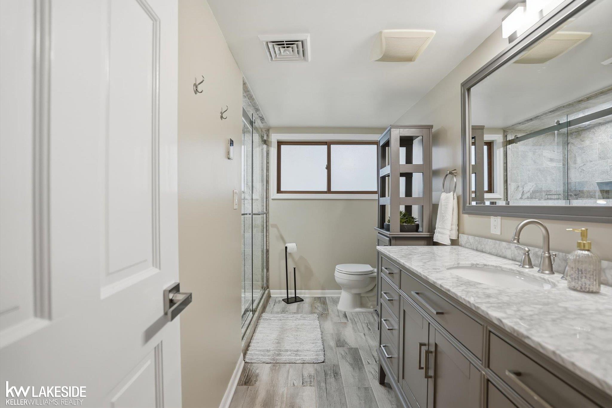 5669 Sandburn Avenue, Shelby Twp, MI, 48316