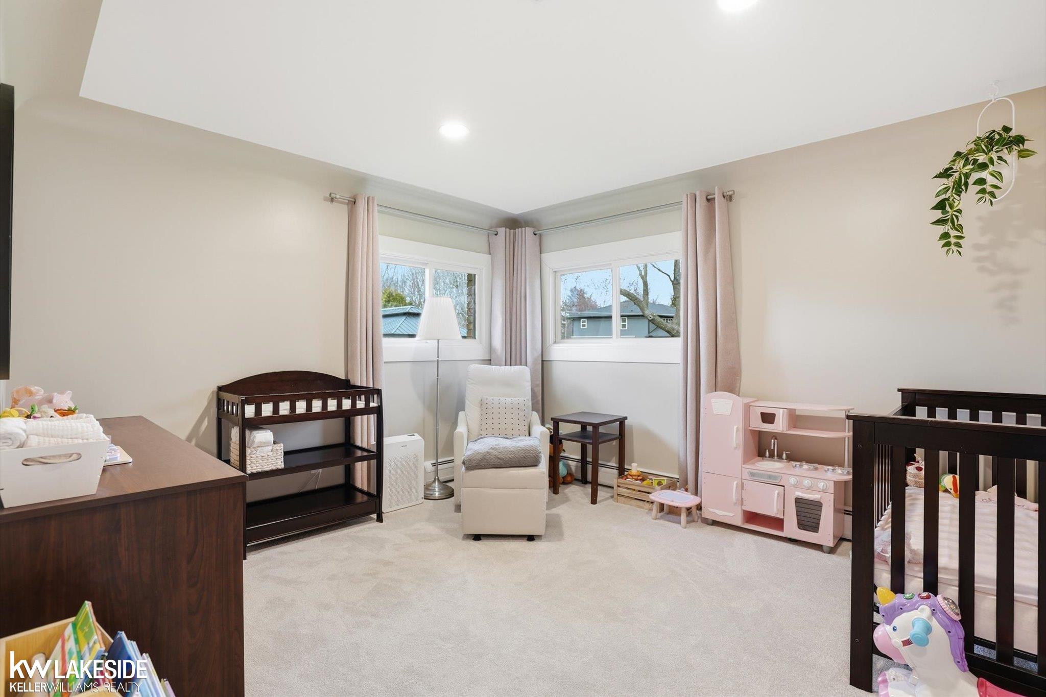 5669 Sandburn Avenue, Shelby Twp, MI, 48316