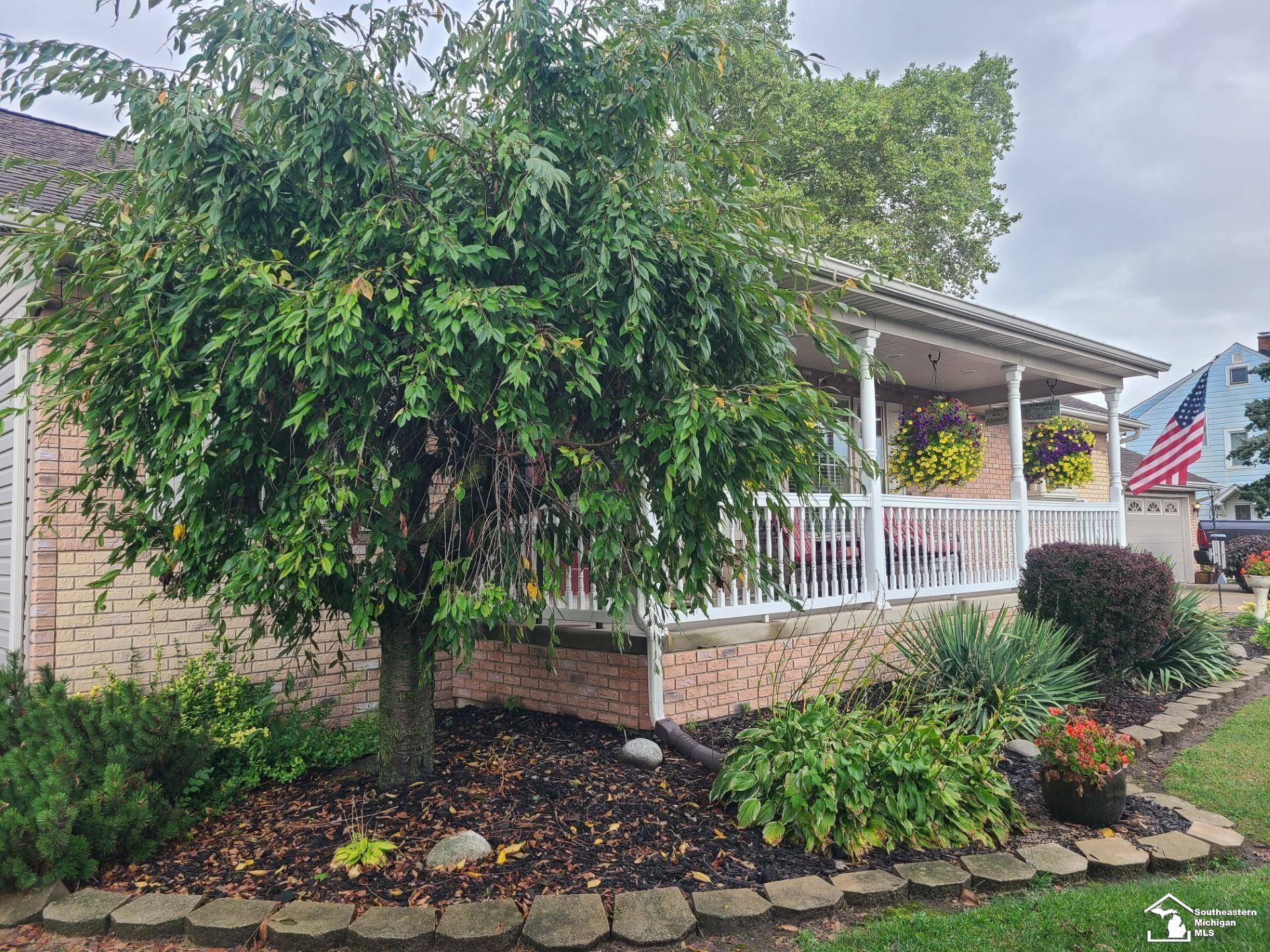 950 Waterloo Avenue, Monroe, MI, 48161