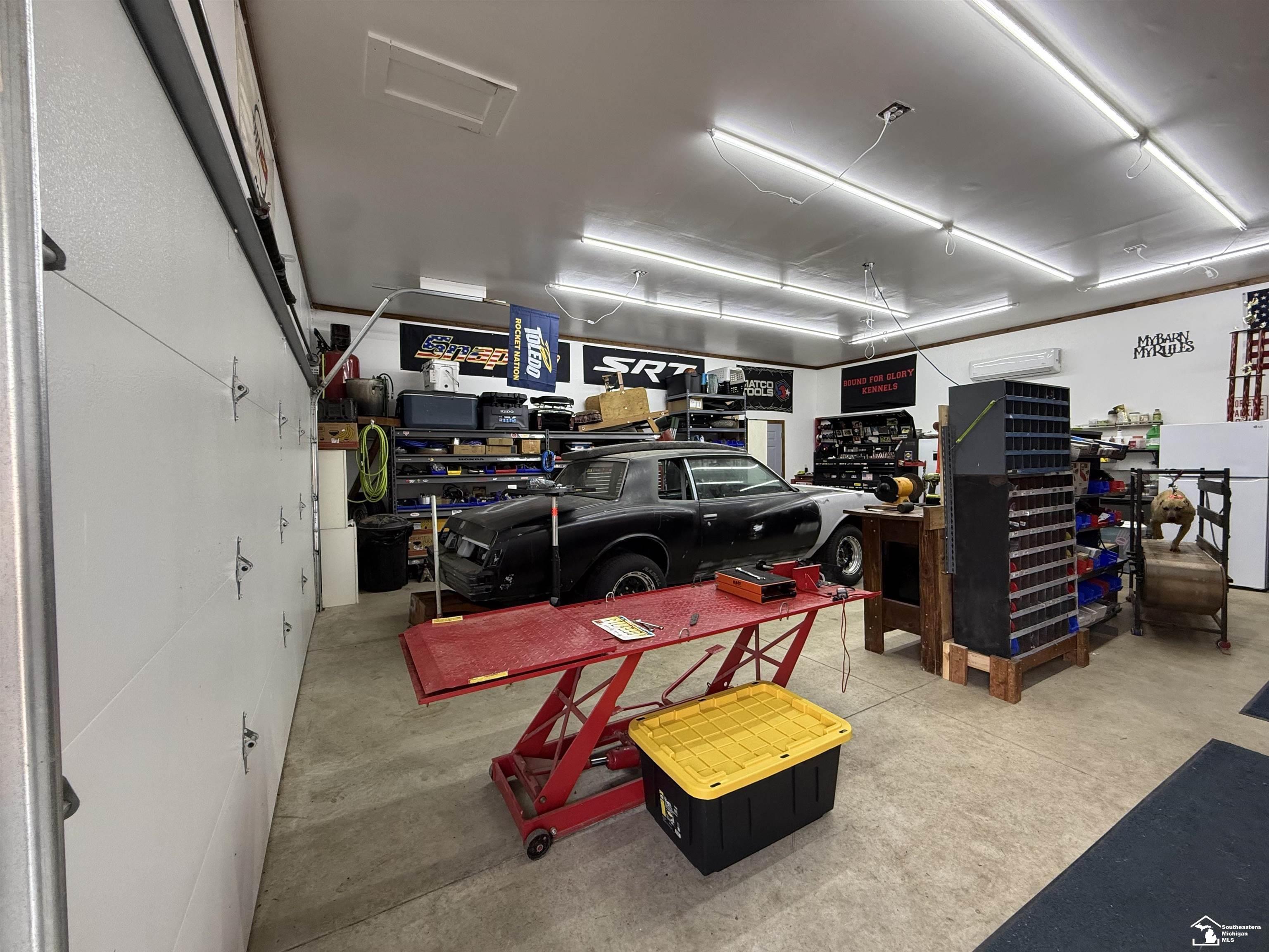 950 Waterloo Avenue, Monroe, MI, 48161