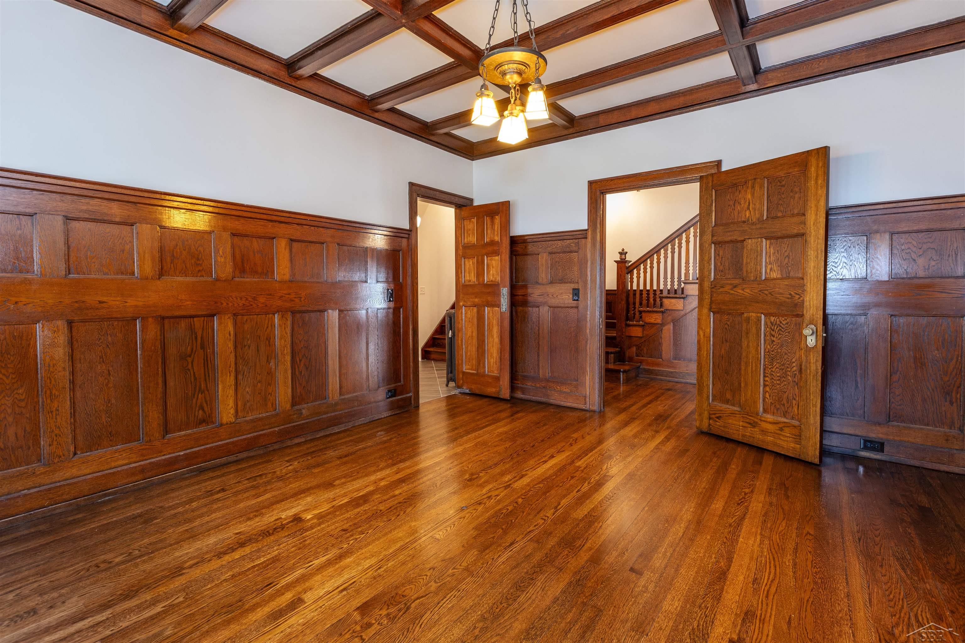 820 N Johnson, Bay City, MI, 48708