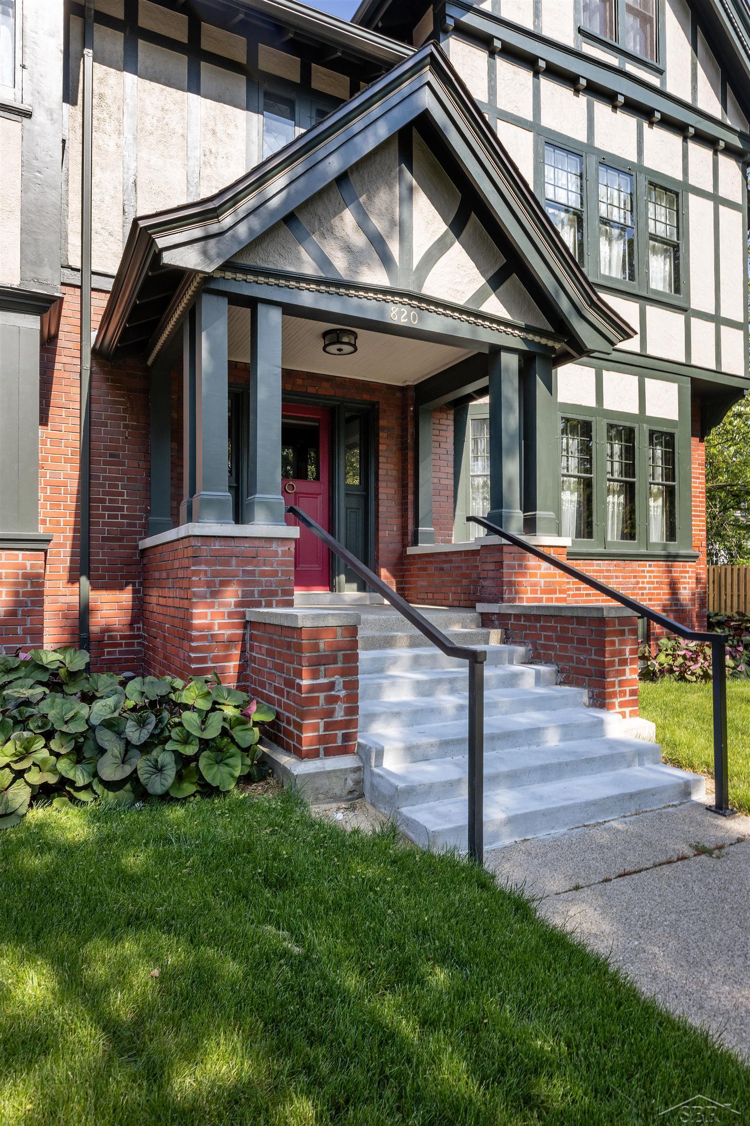 820 N Johnson, Bay City, MI, 48708