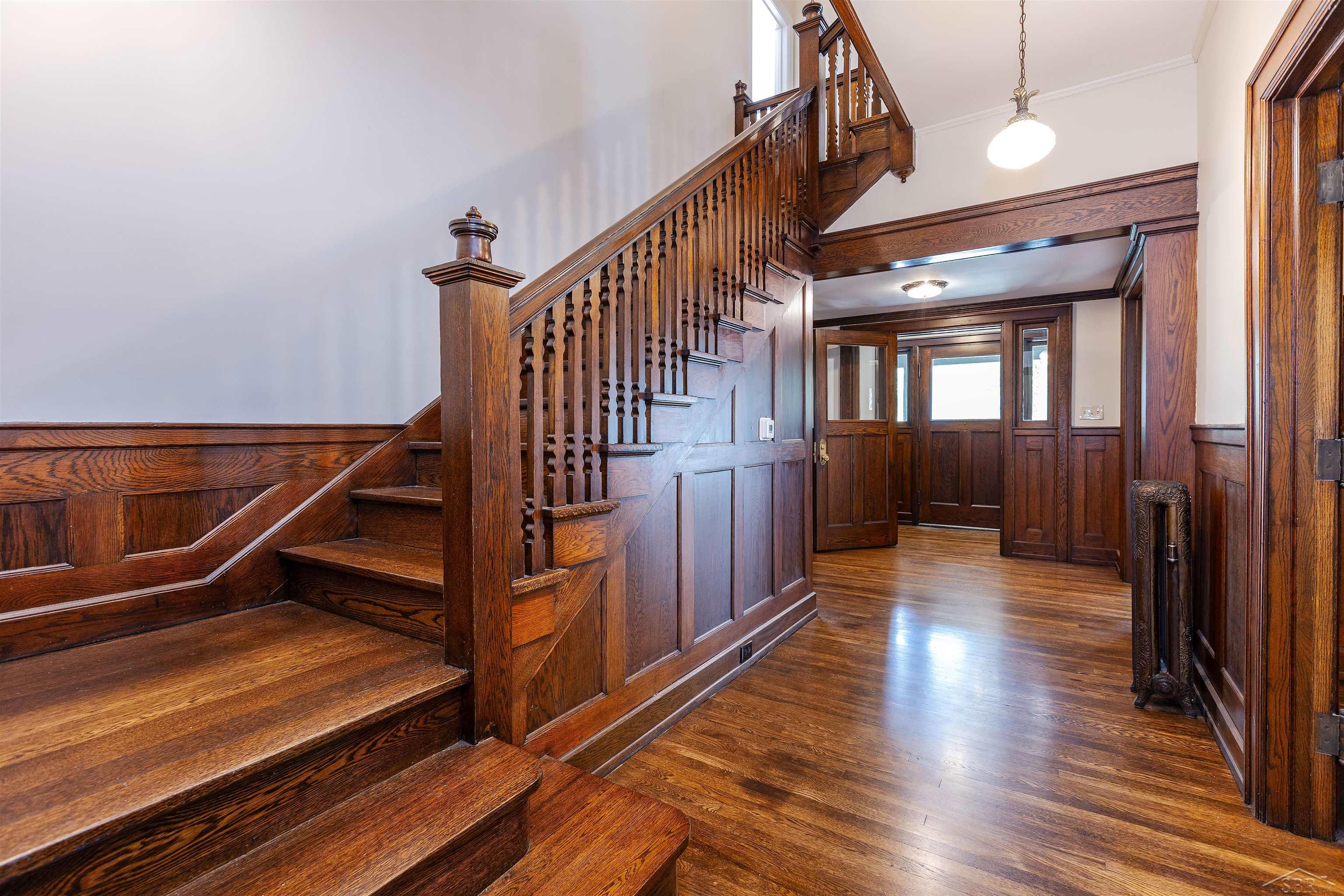 820 N Johnson, Bay City, MI, 48708