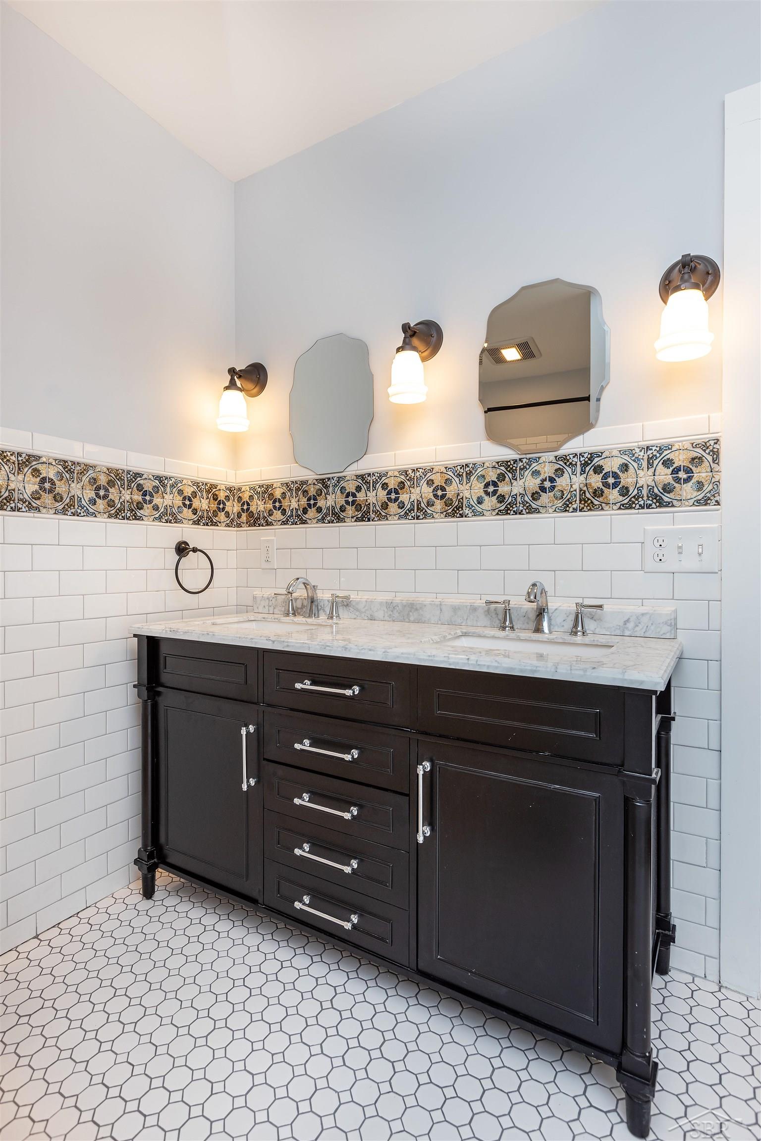 820 N Johnson, Bay City, MI, 48708