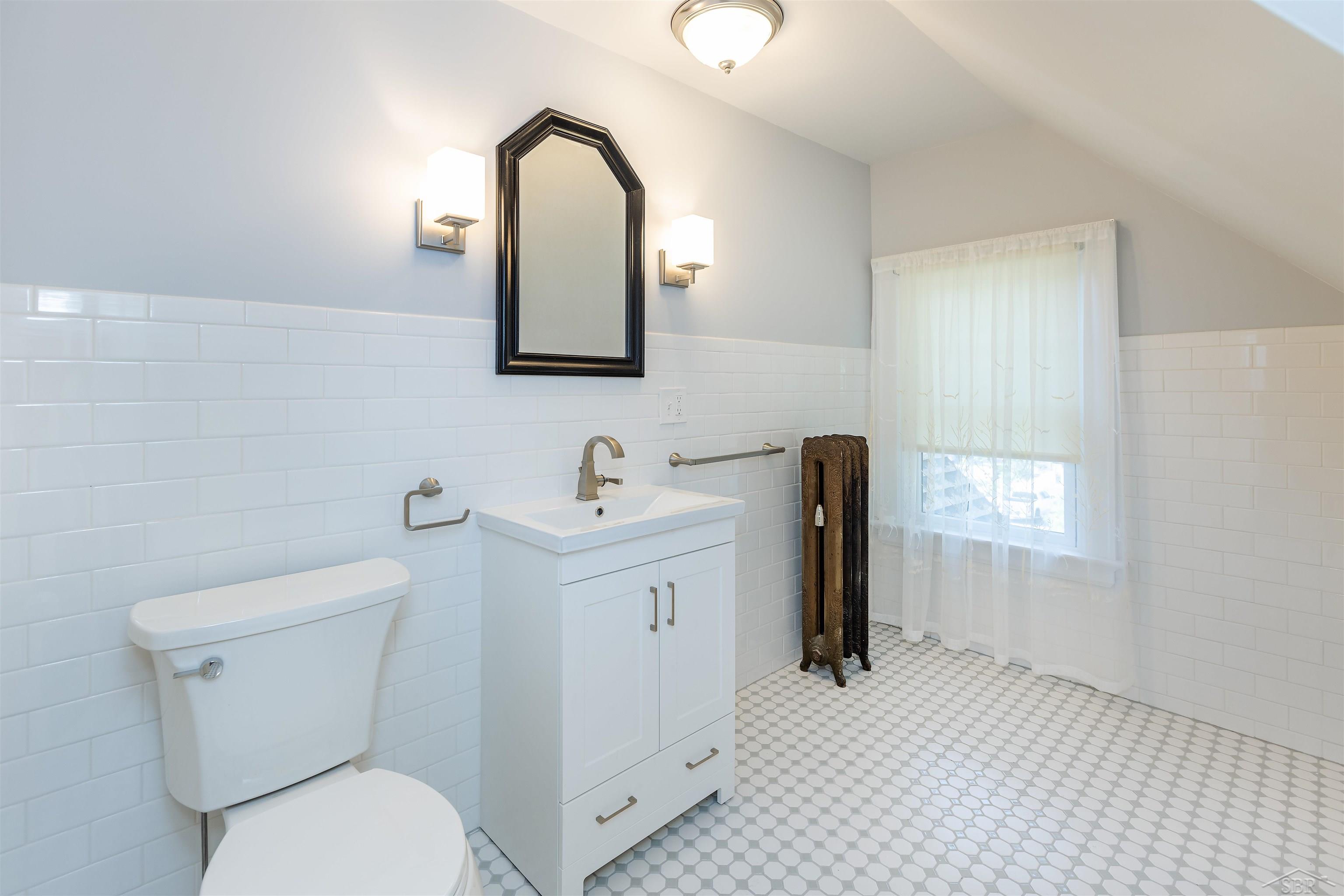 820 N Johnson, Bay City, MI, 48708