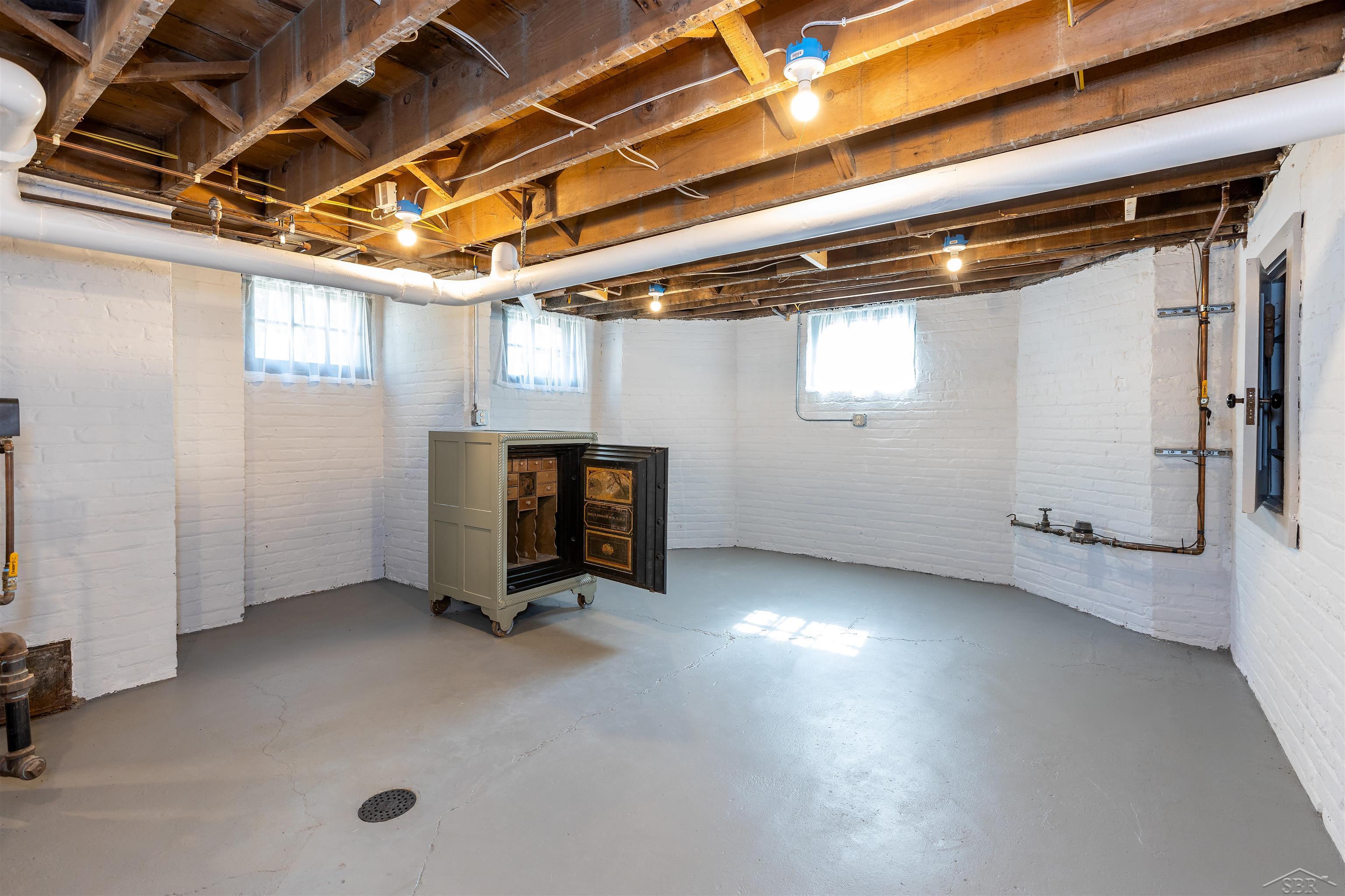 820 N Johnson, Bay City, MI, 48708