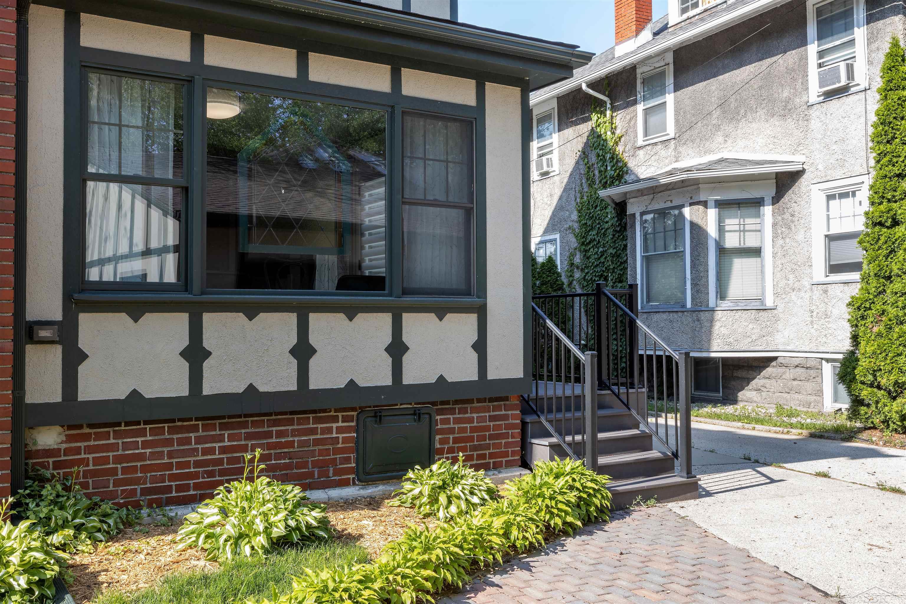 820 N Johnson, Bay City, MI, 48708