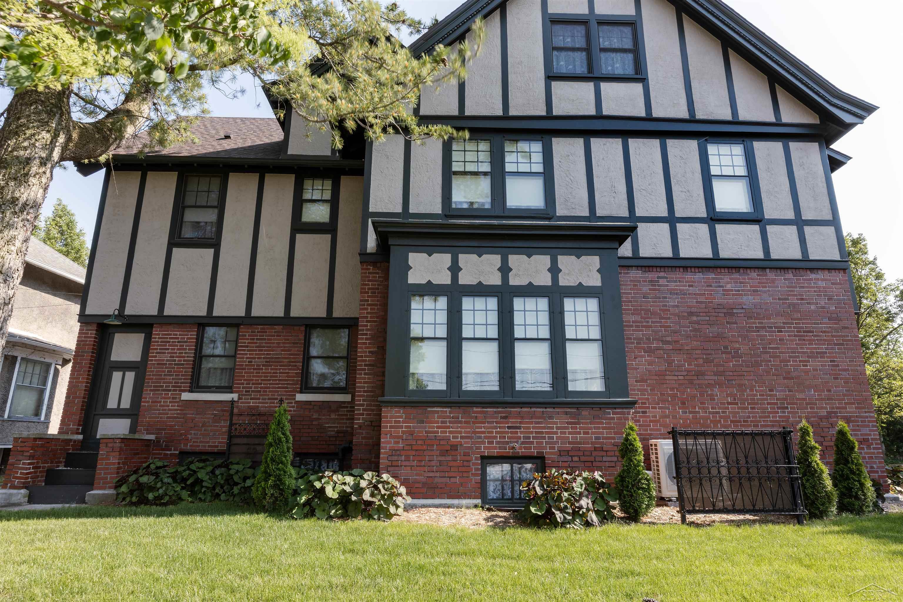 820 N Johnson, Bay City, MI, 48708