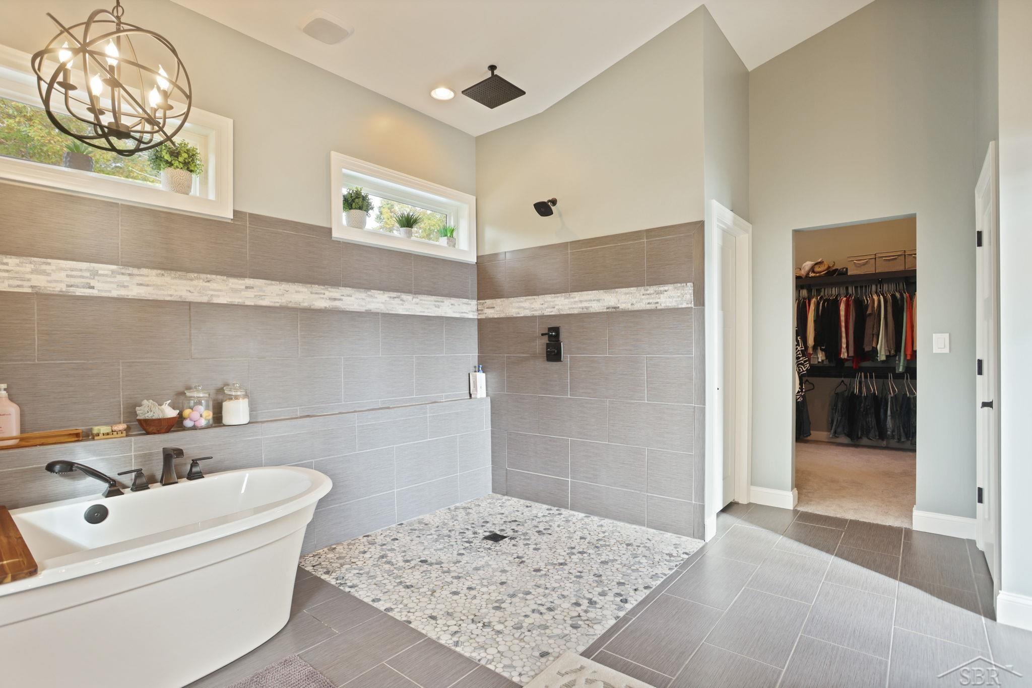 909 S Us 23 Road, Harrisville, MI, 48740