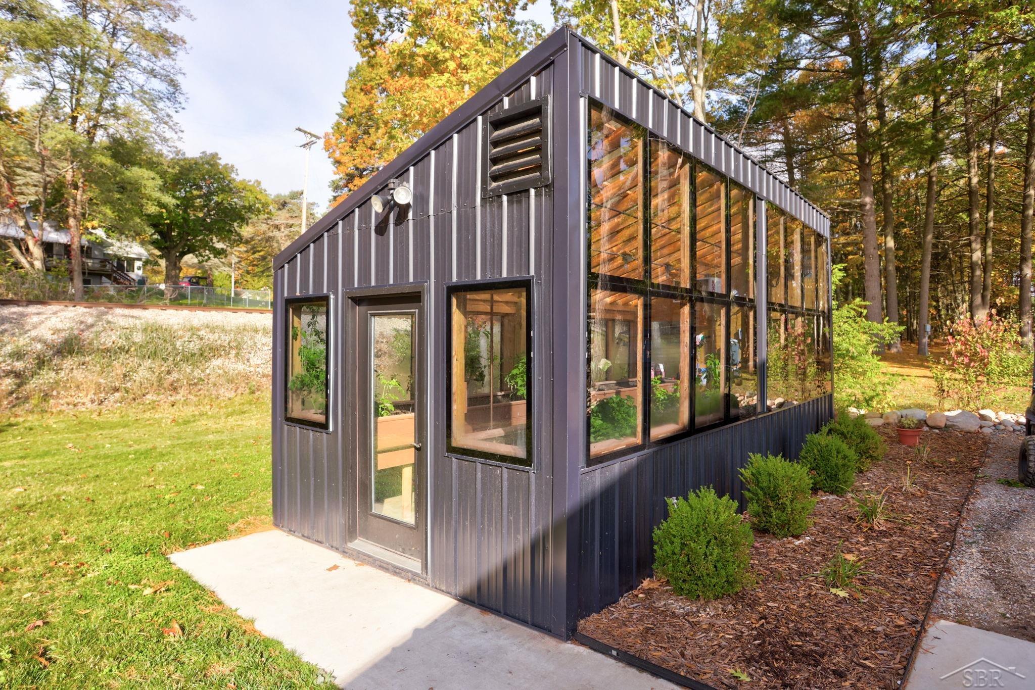 909 S Us 23 Road, Harrisville, MI, 48740