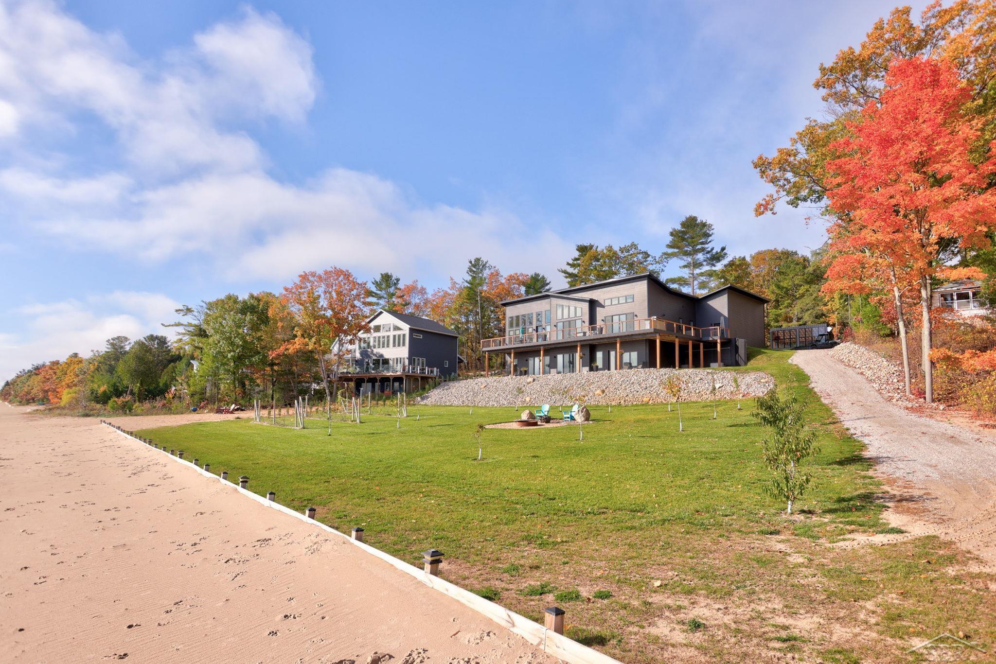 909 S Us 23 Road, Harrisville, MI, 48740