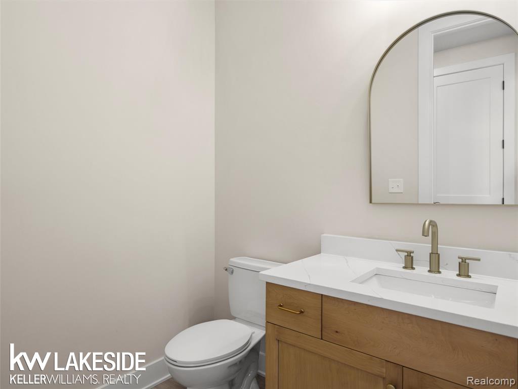 18842 Via Firenze Drive, Macomb, MI, 48044