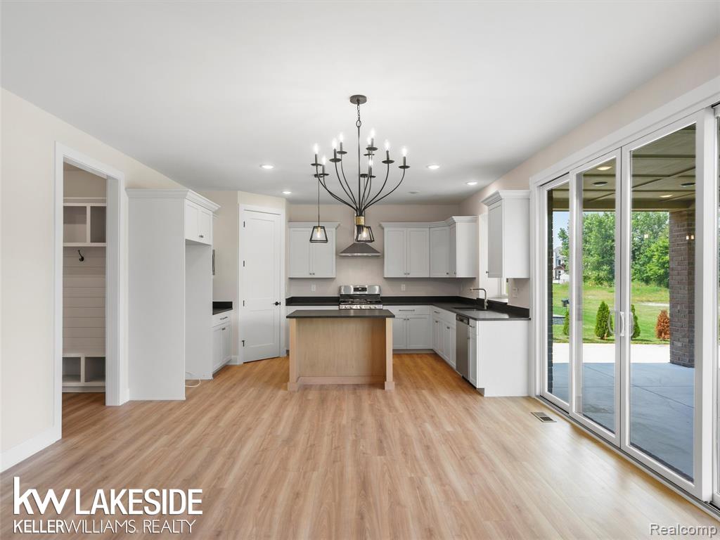 18842 Via Firenze Drive, Macomb, MI, 48044