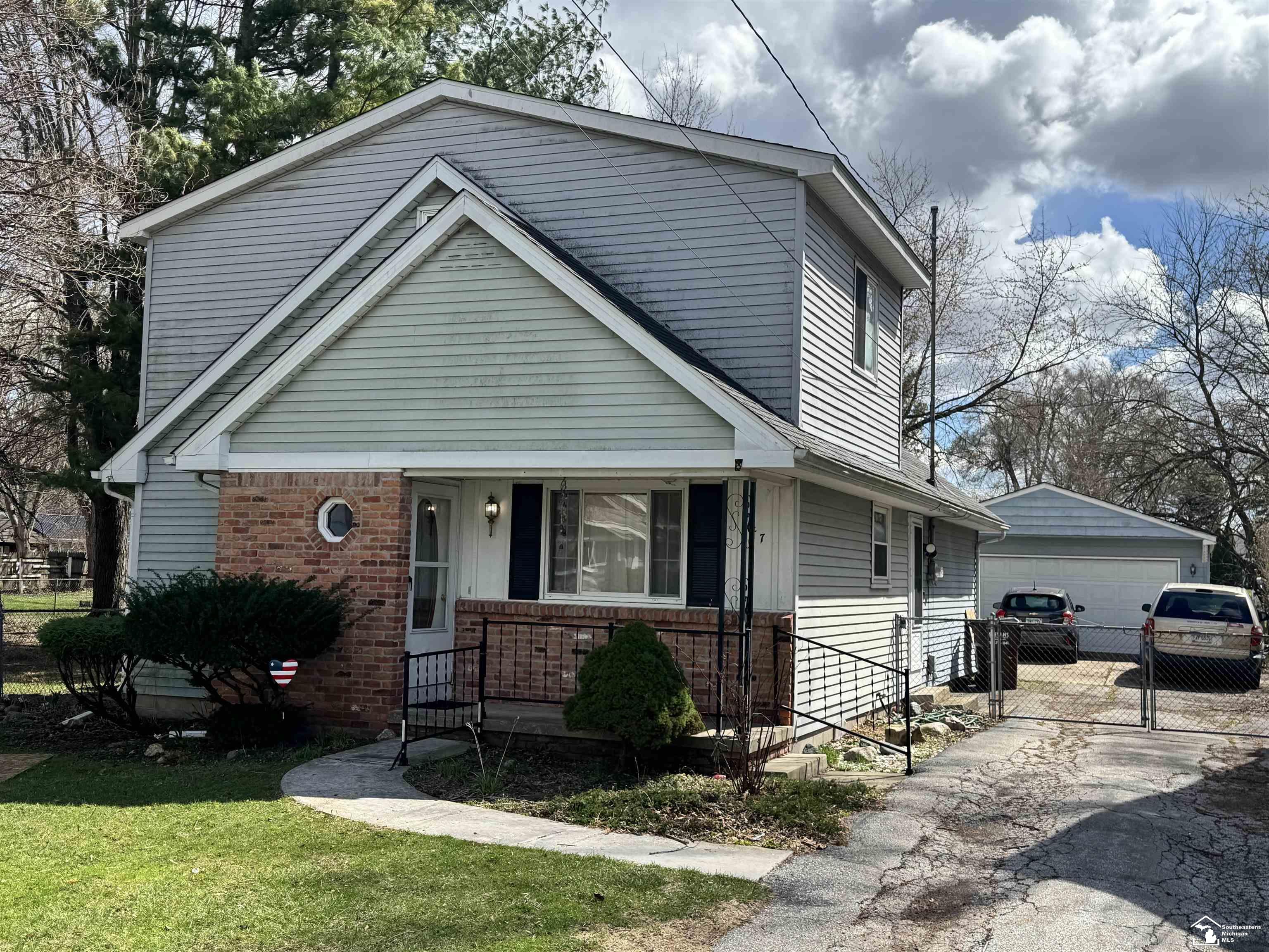 647 Washington Street, Temperance, MI, 48182