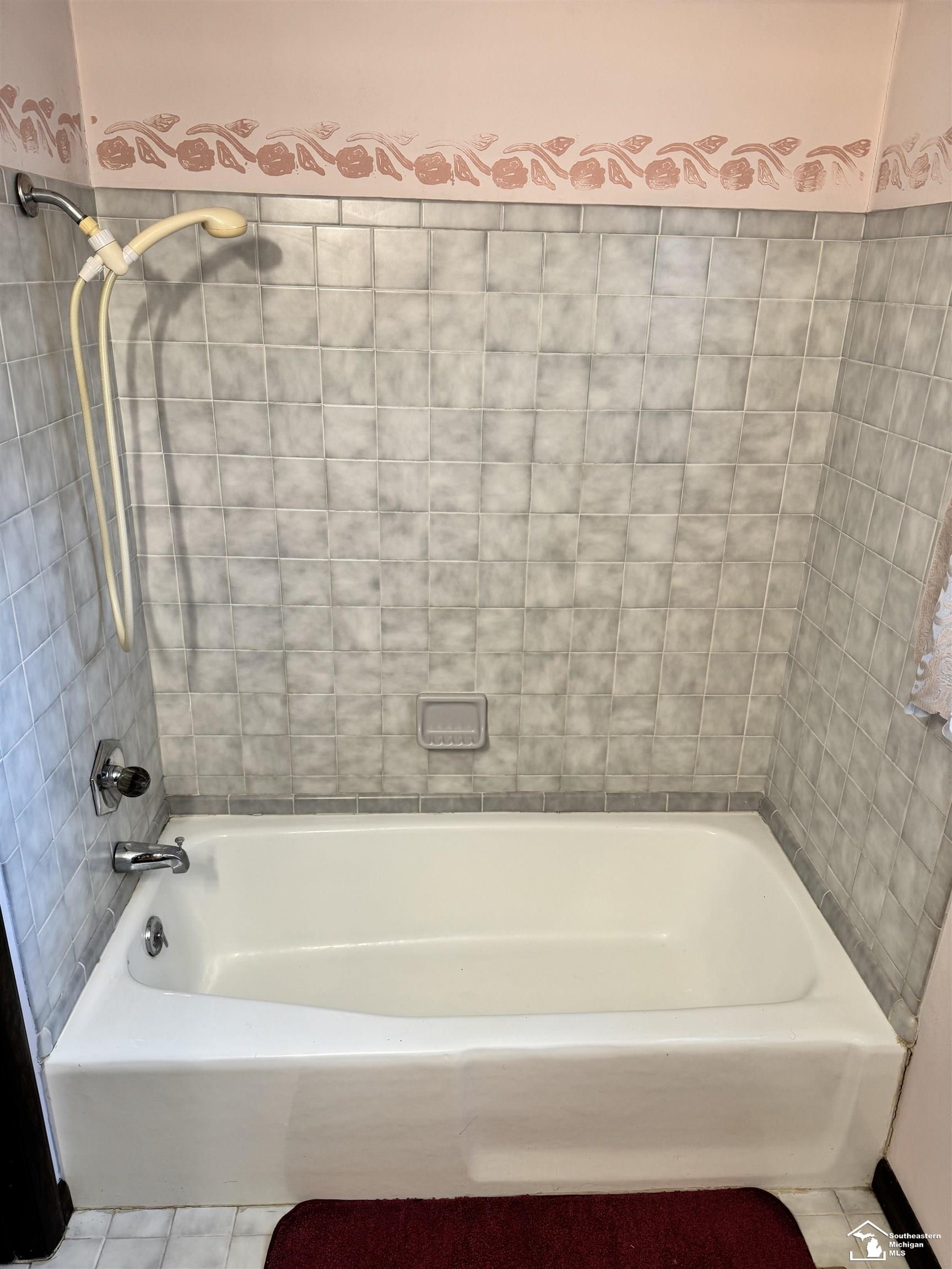 647 Washington Street, Temperance, MI, 48182