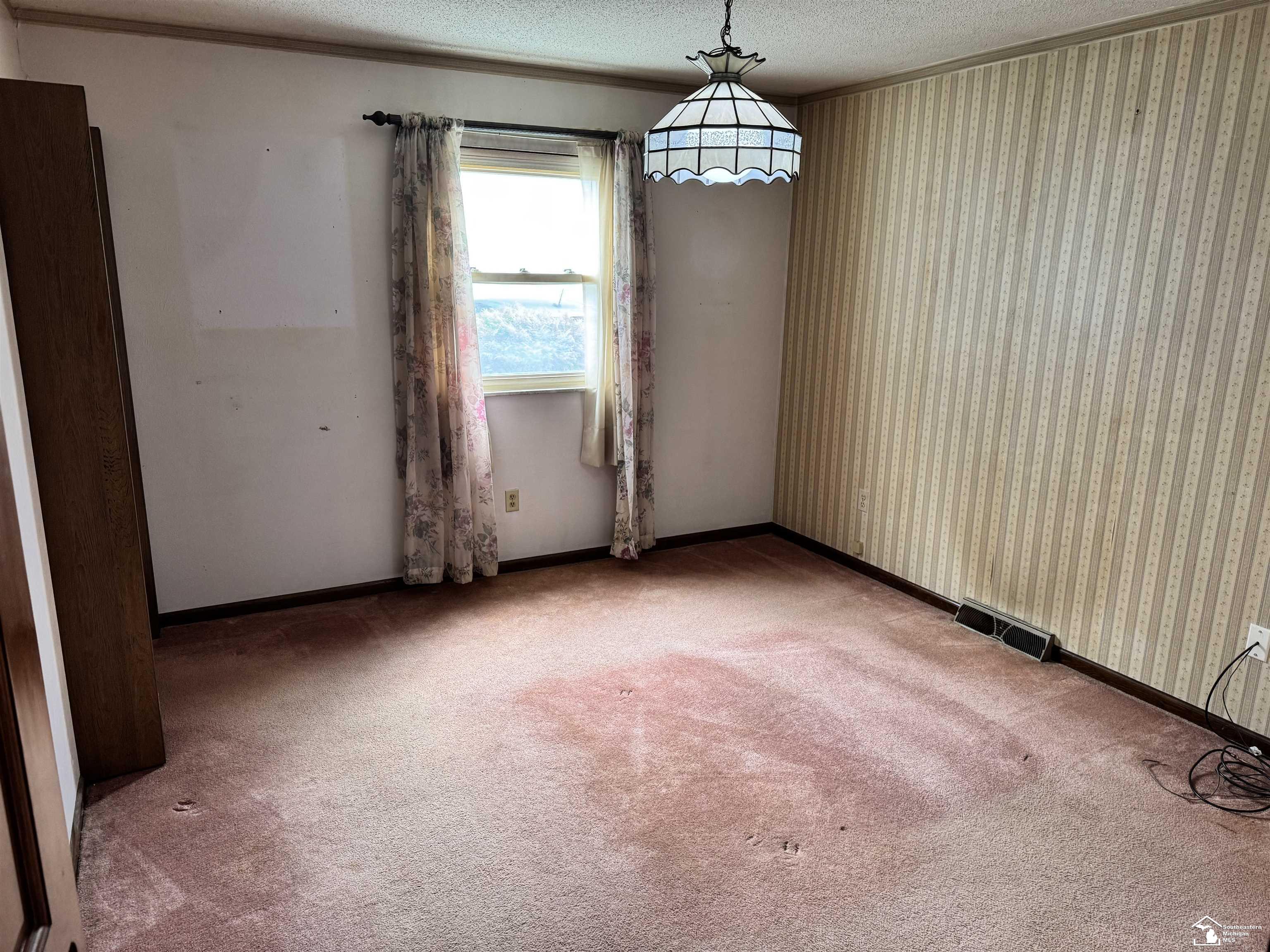 647 Washington Street, Temperance, MI, 48182