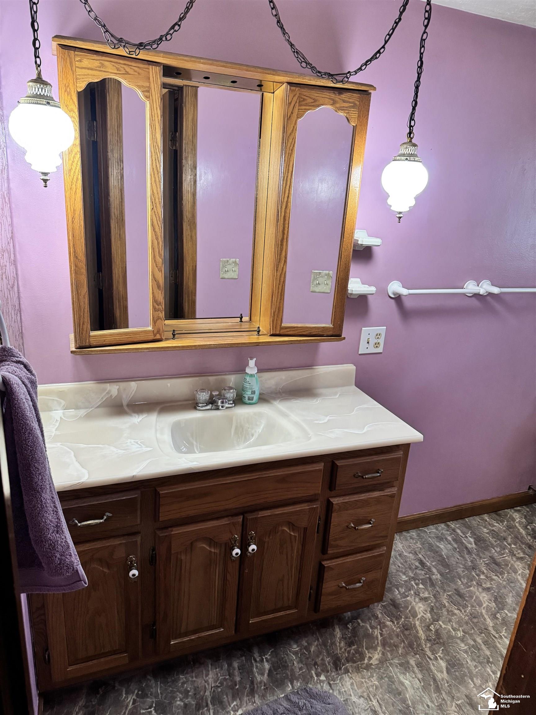 647 Washington Street, Temperance, MI, 48182