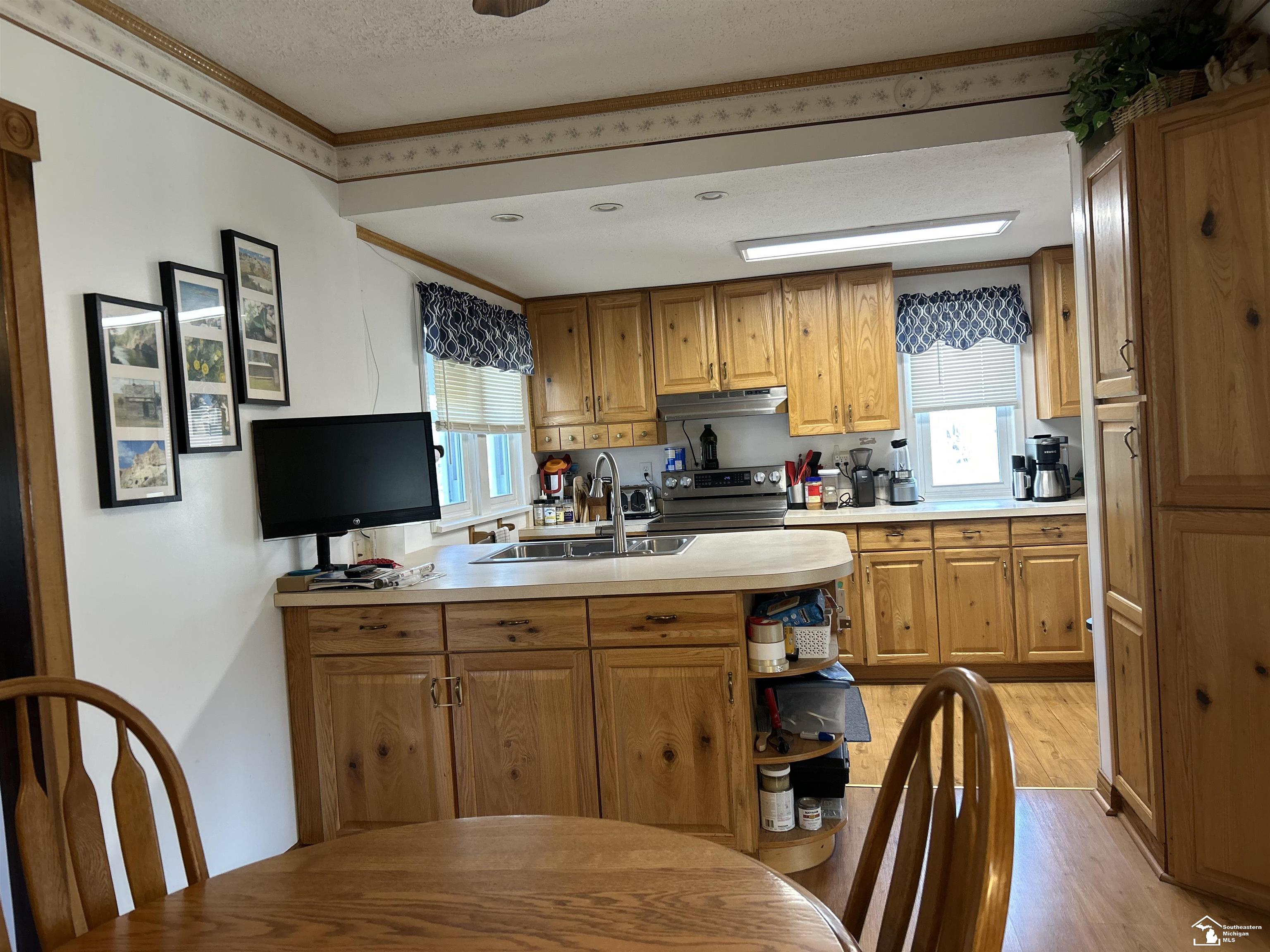 8256 Jackman Road, Temperance, MI, 48182