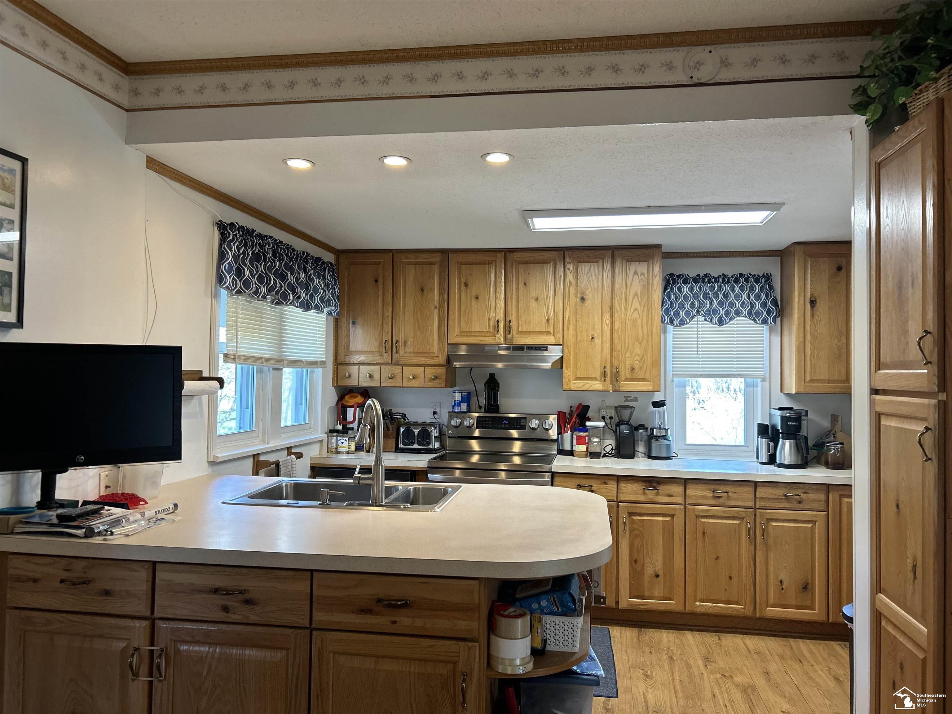 8256 Jackman Road, Temperance, MI, 48182