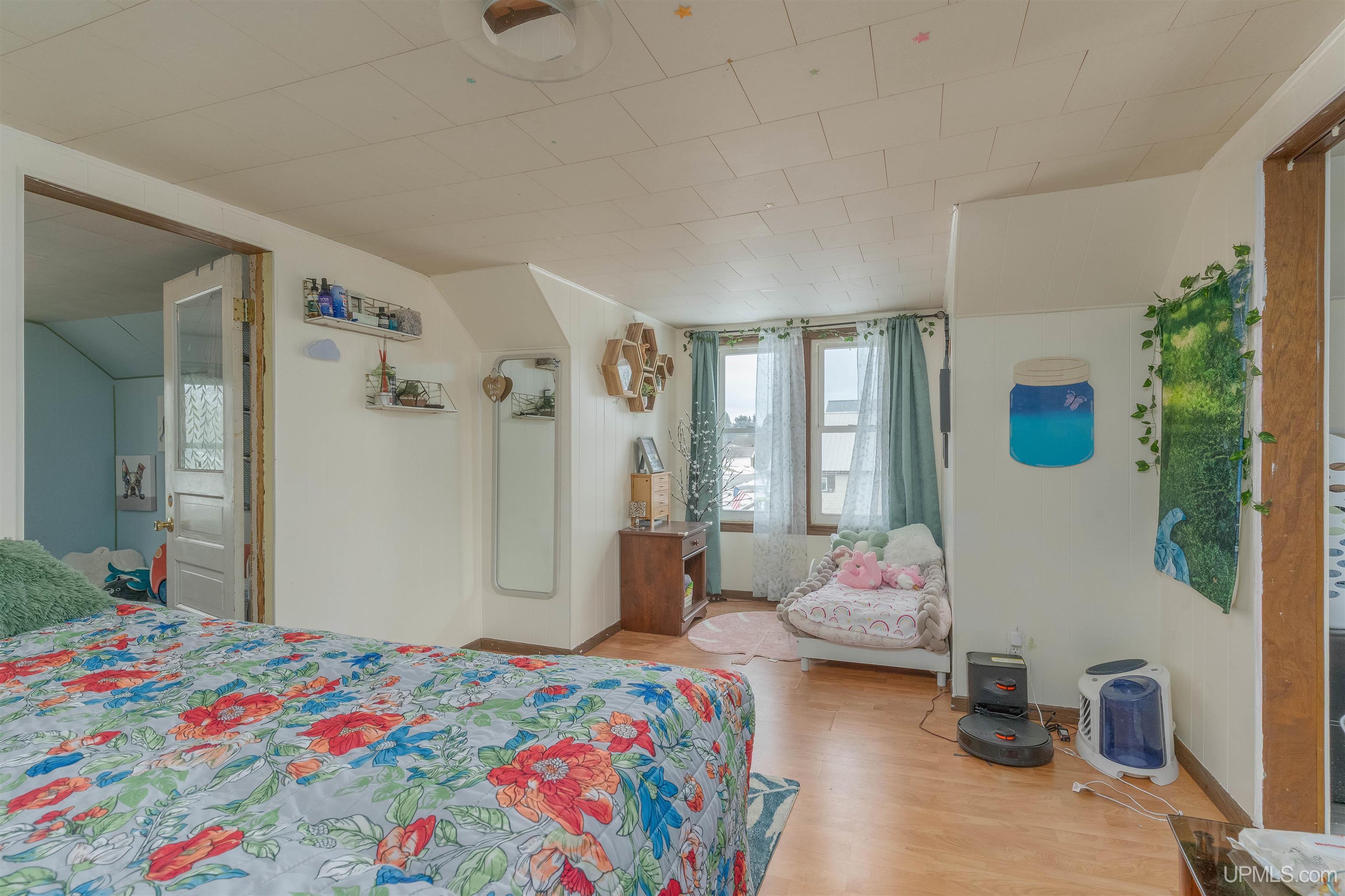 615 Wilson Avenue, Iron River, MI, 49935