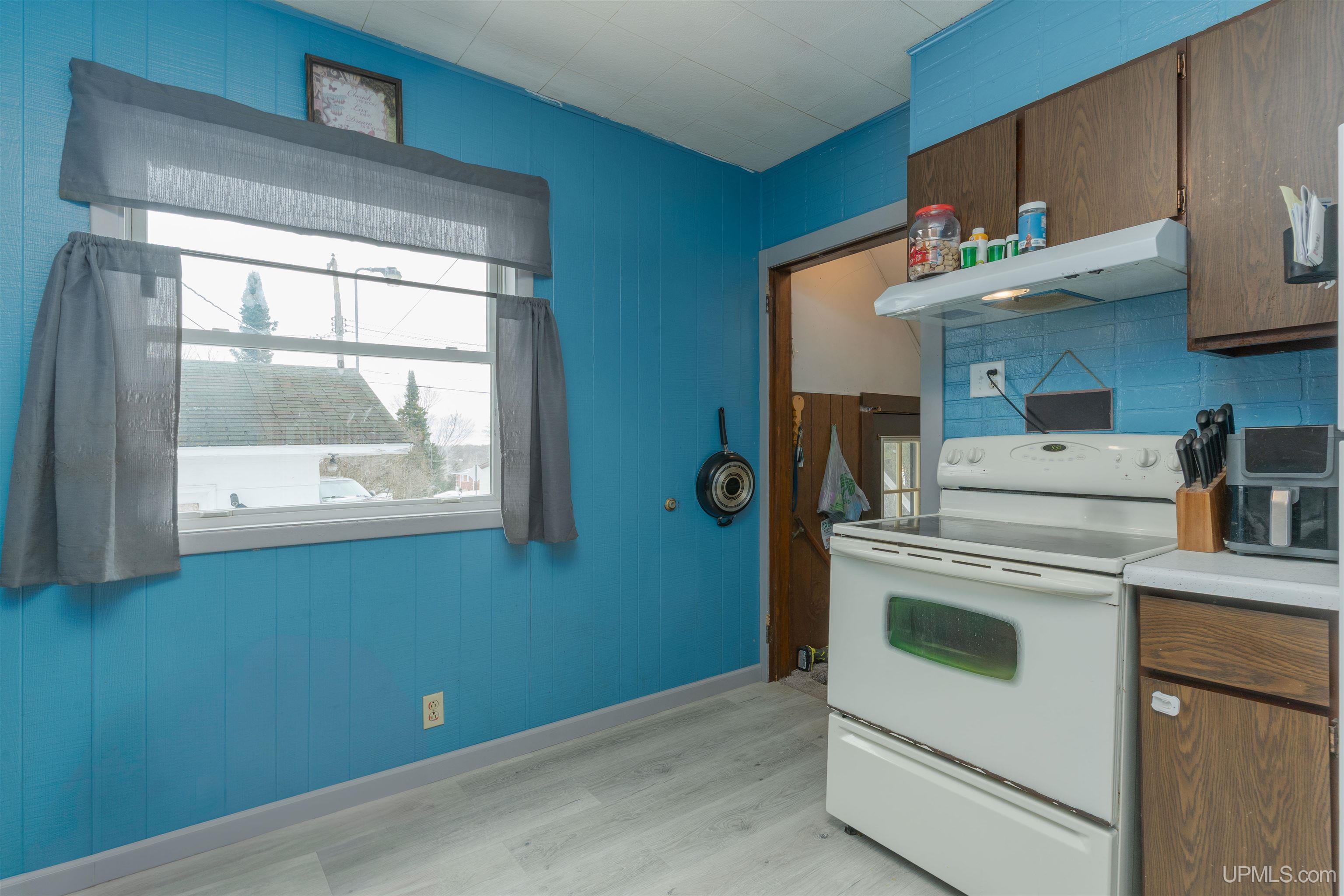 615 Wilson Avenue, Iron River, MI, 49935