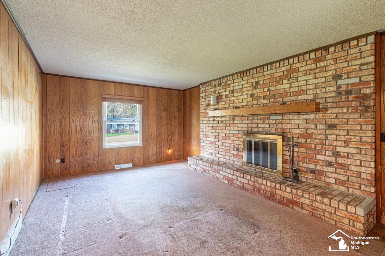 6442 Centennial Drive, Temperance, MI, 48182