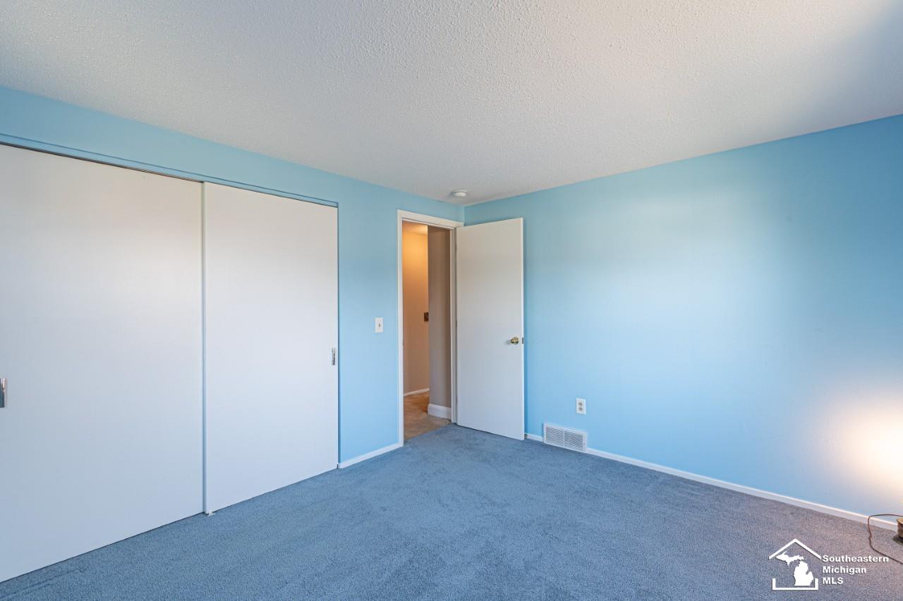 6442 Centennial Drive, Temperance, MI, 48182