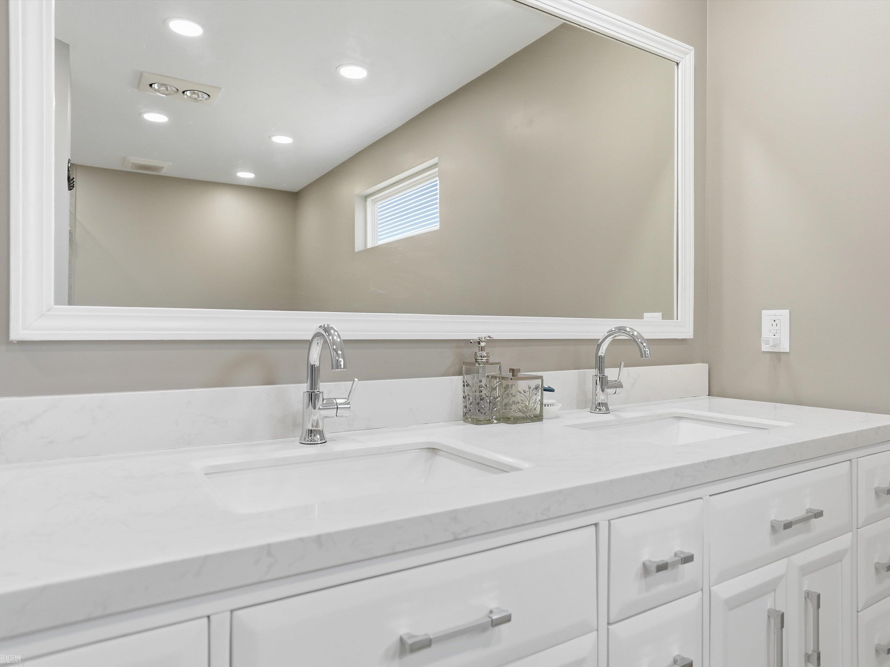 22261 Woodlake Drive UNIT&nbsp;143, Macomb Twp, MI, 48044