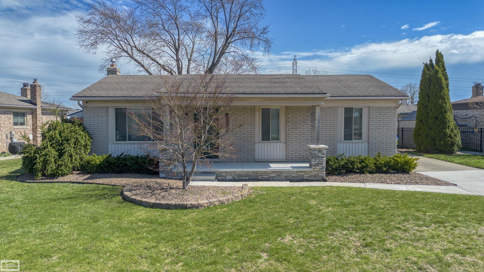 401 Meadow Lane, Walbridge, OH, 43465