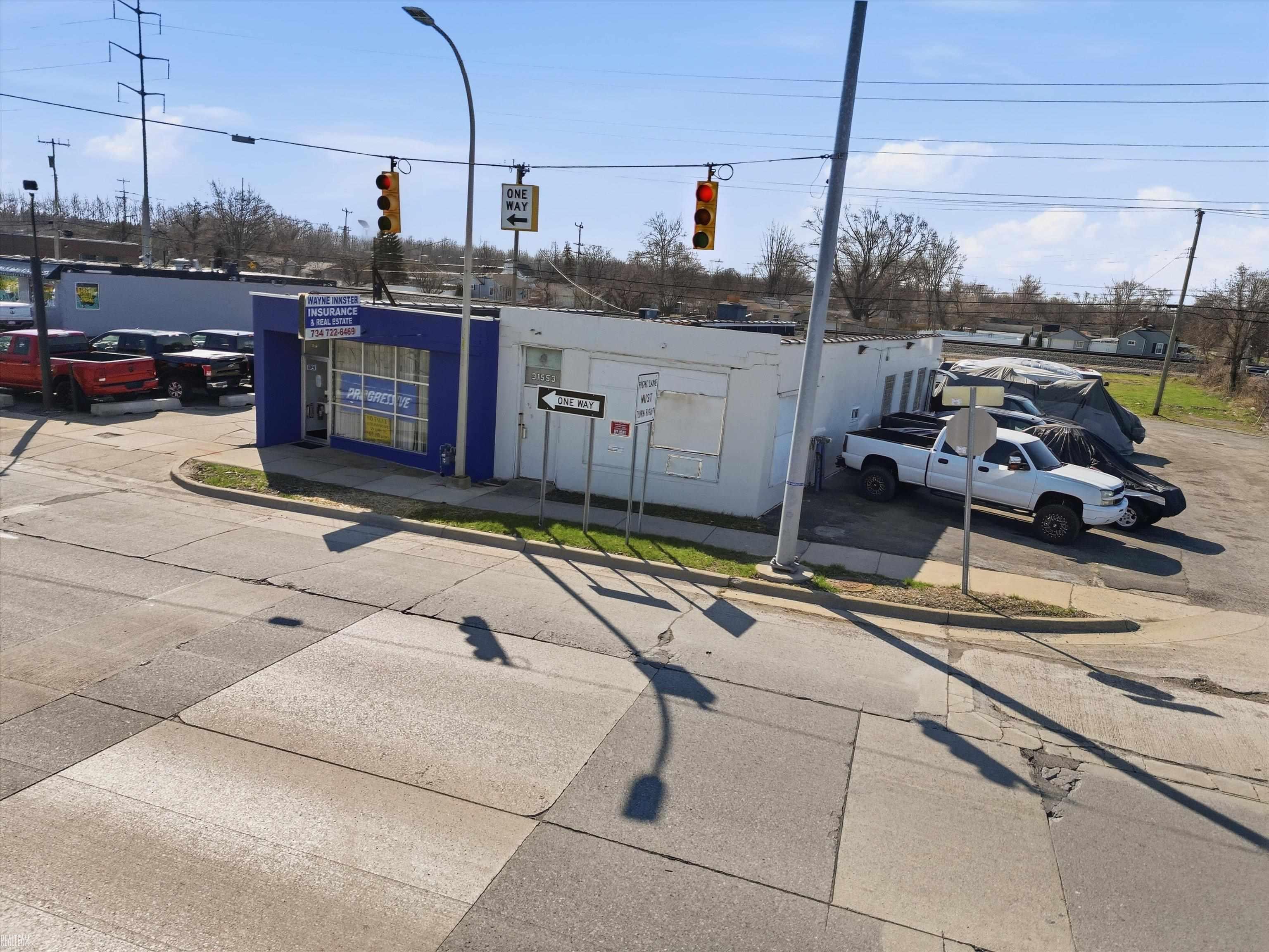 31553 Michigan Avenue, Wayne, MI, 48184