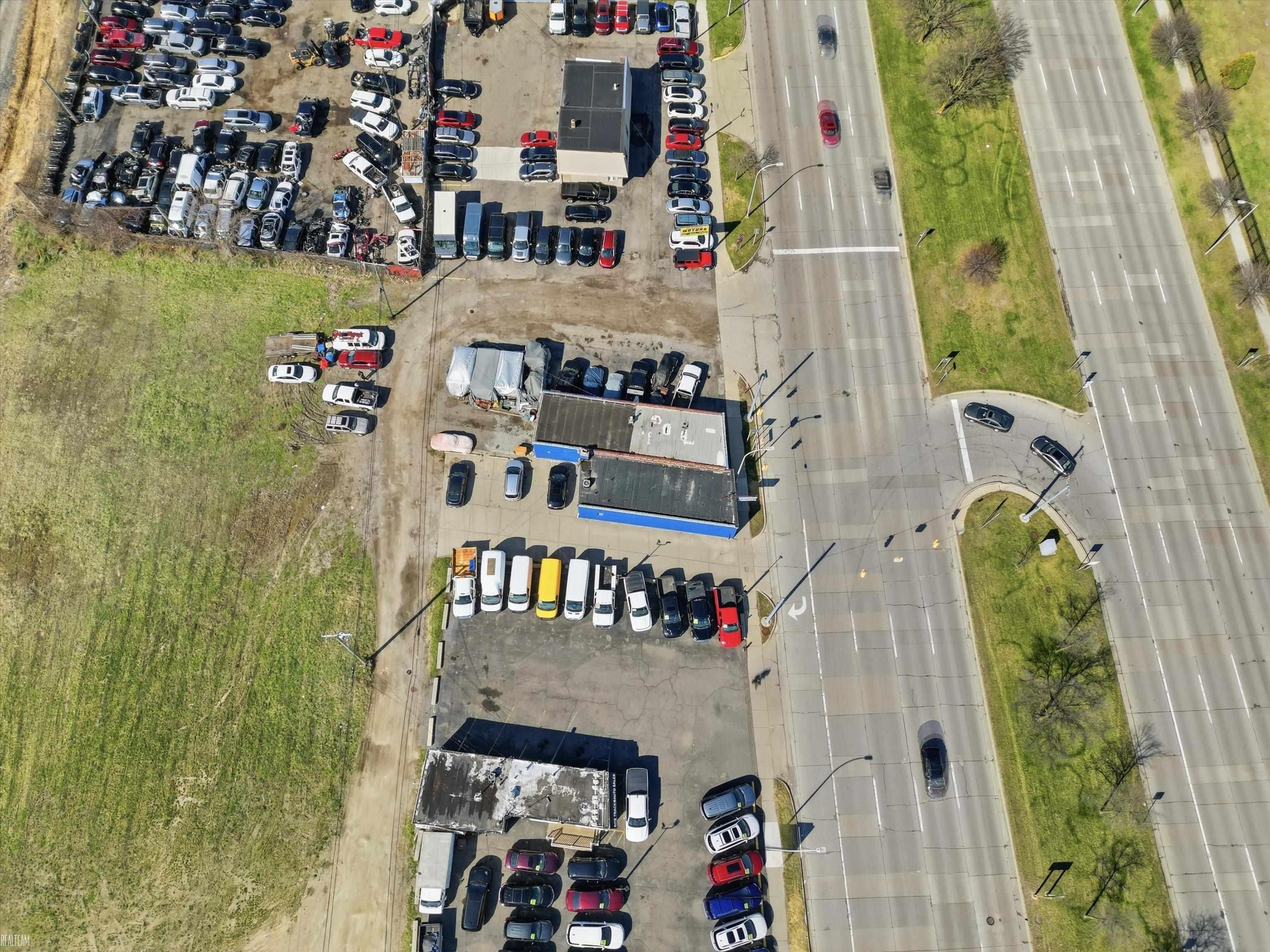 31553 Michigan Avenue, Wayne, MI, 48184