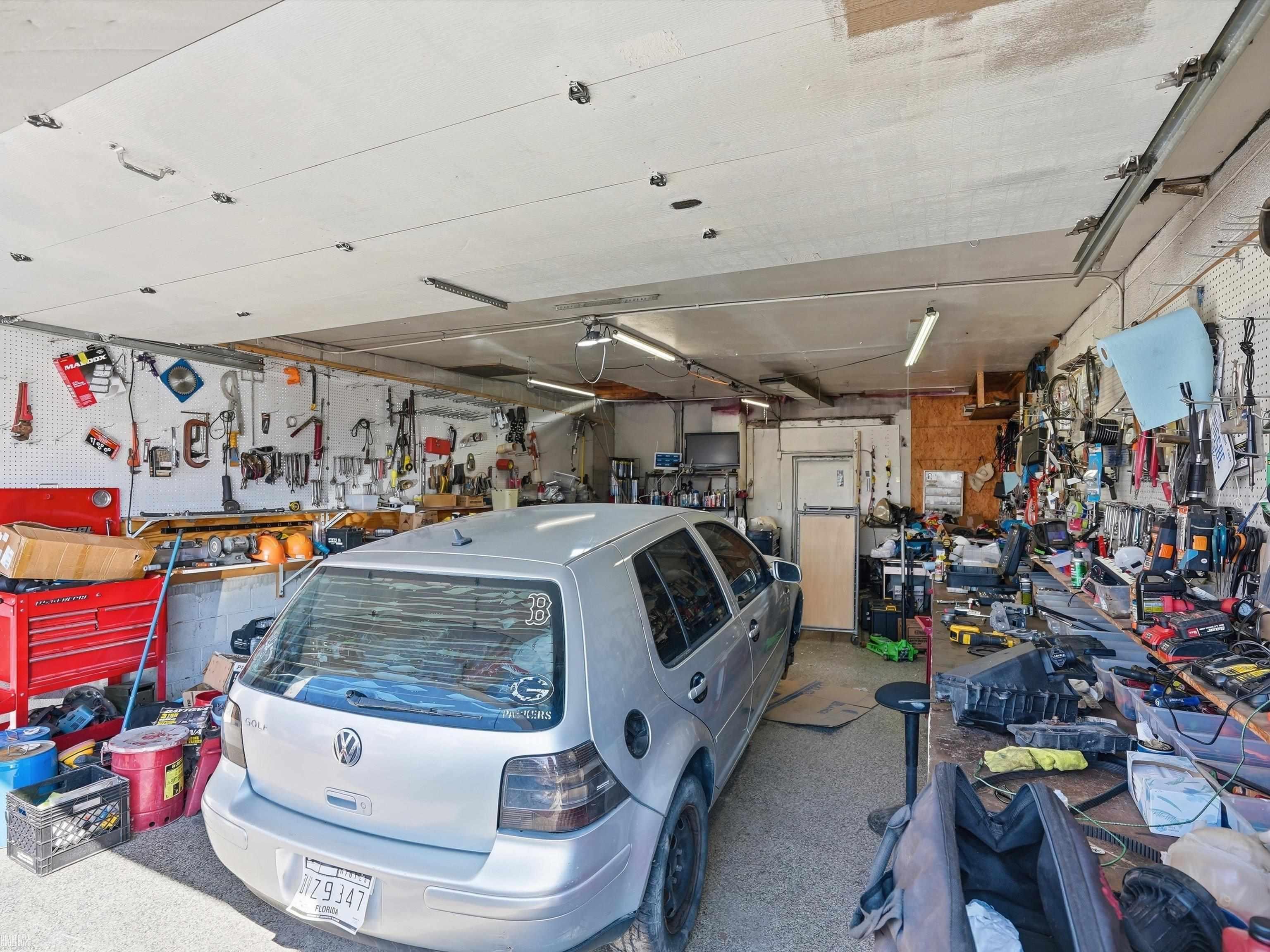 31553 Michigan Avenue, Wayne, MI, 48184