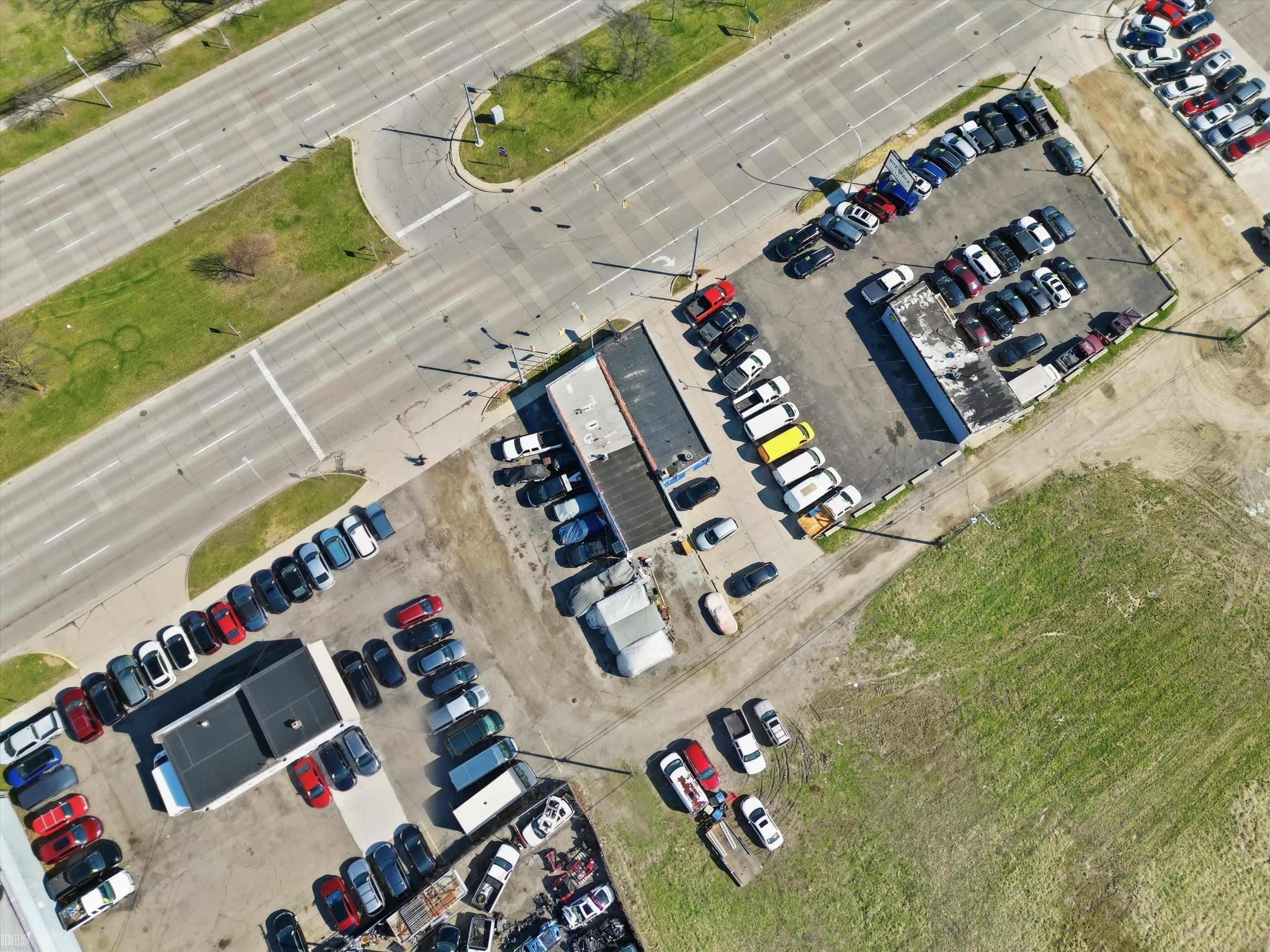 31553 Michigan Avenue, Wayne, MI, 48184