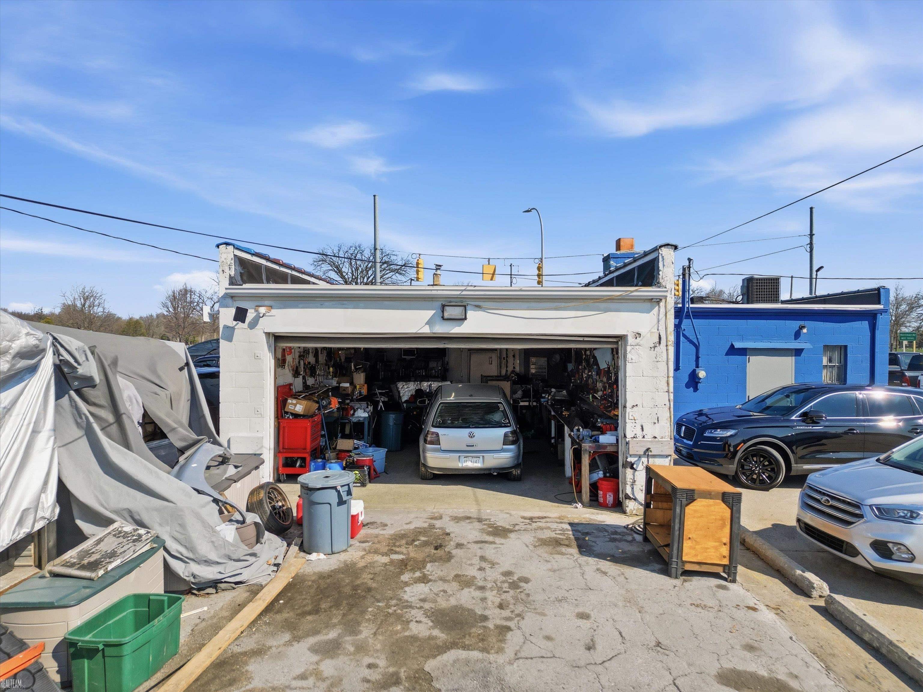 31553 Michigan Avenue, Wayne, MI, 48184