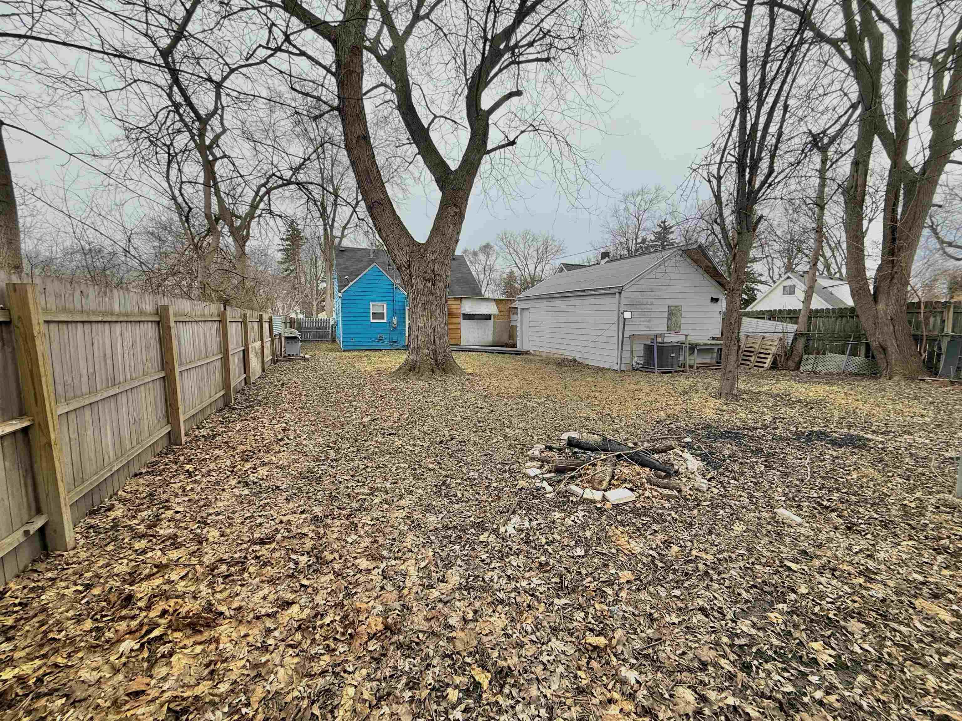 2604 Owen Street, Saginaw, MI, 48601