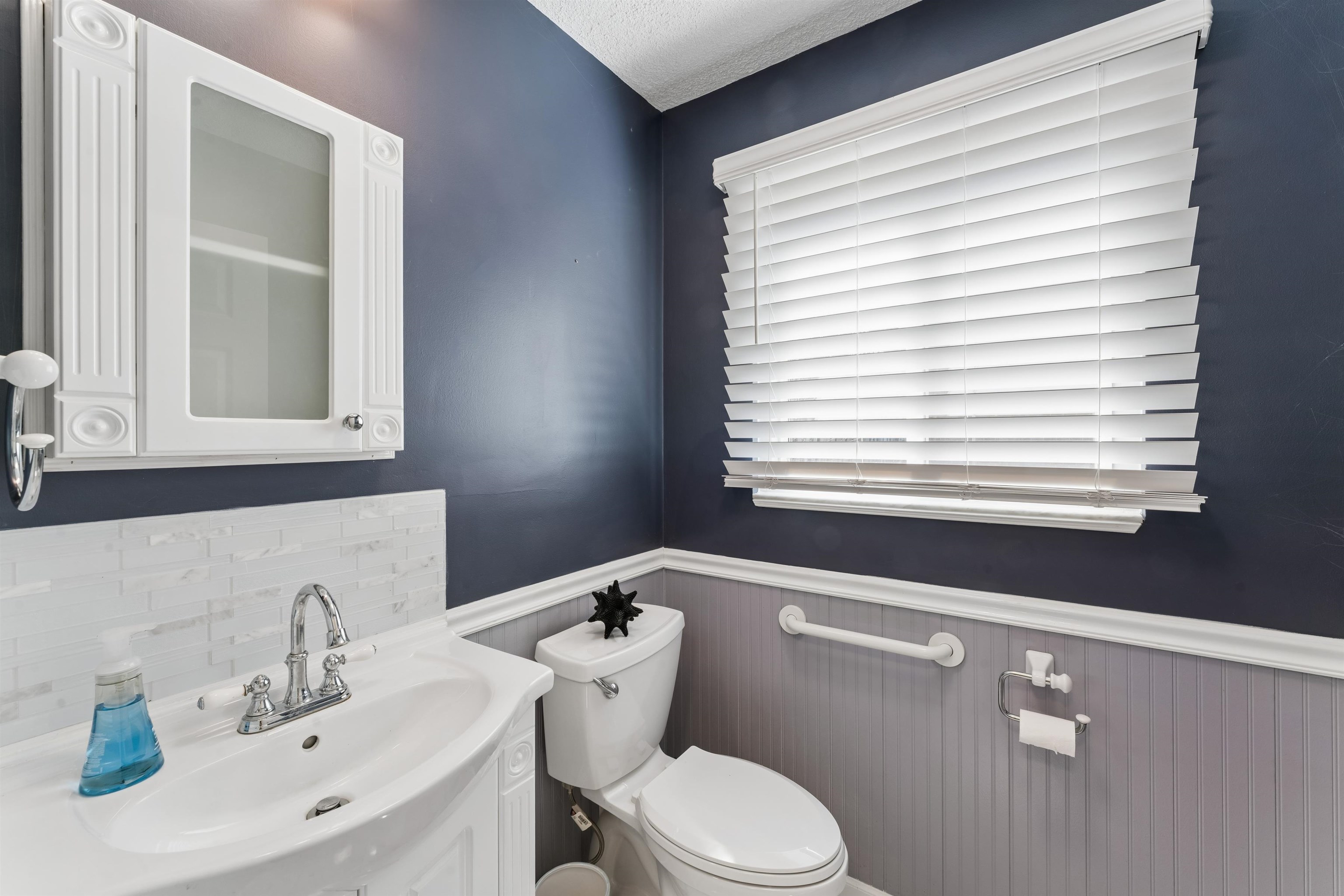 735 Huntington Road, Grand Blanc, MI, 48439