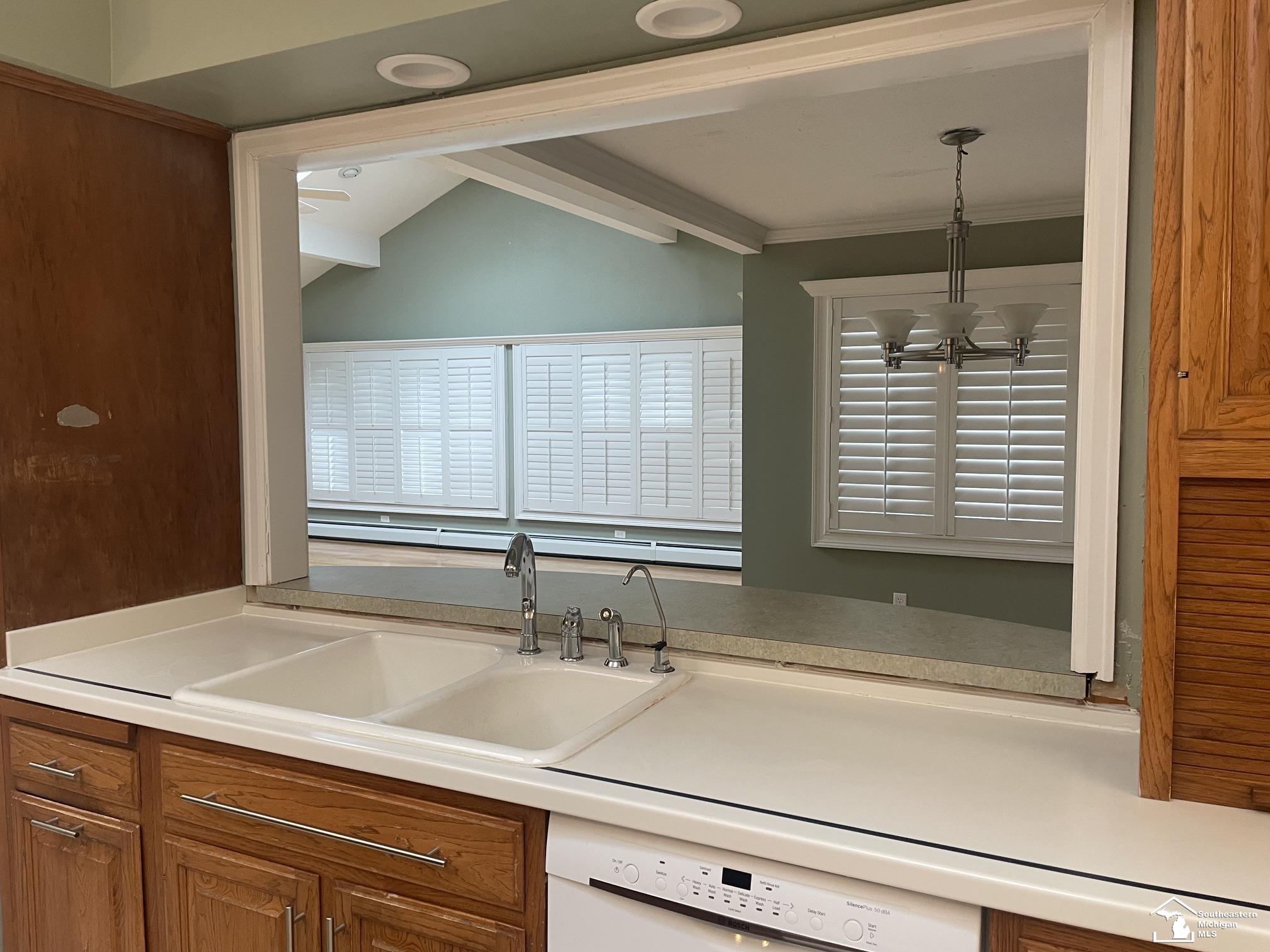 3202 Edgevale Drive, Lambertville, MI, 48144