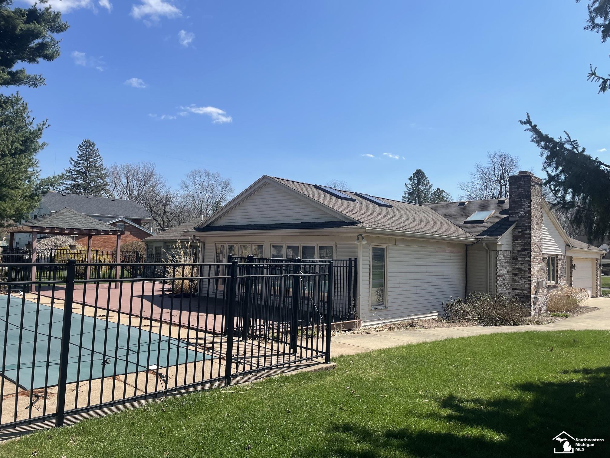 3202 Edgevale Drive, Lambertville, MI, 48144