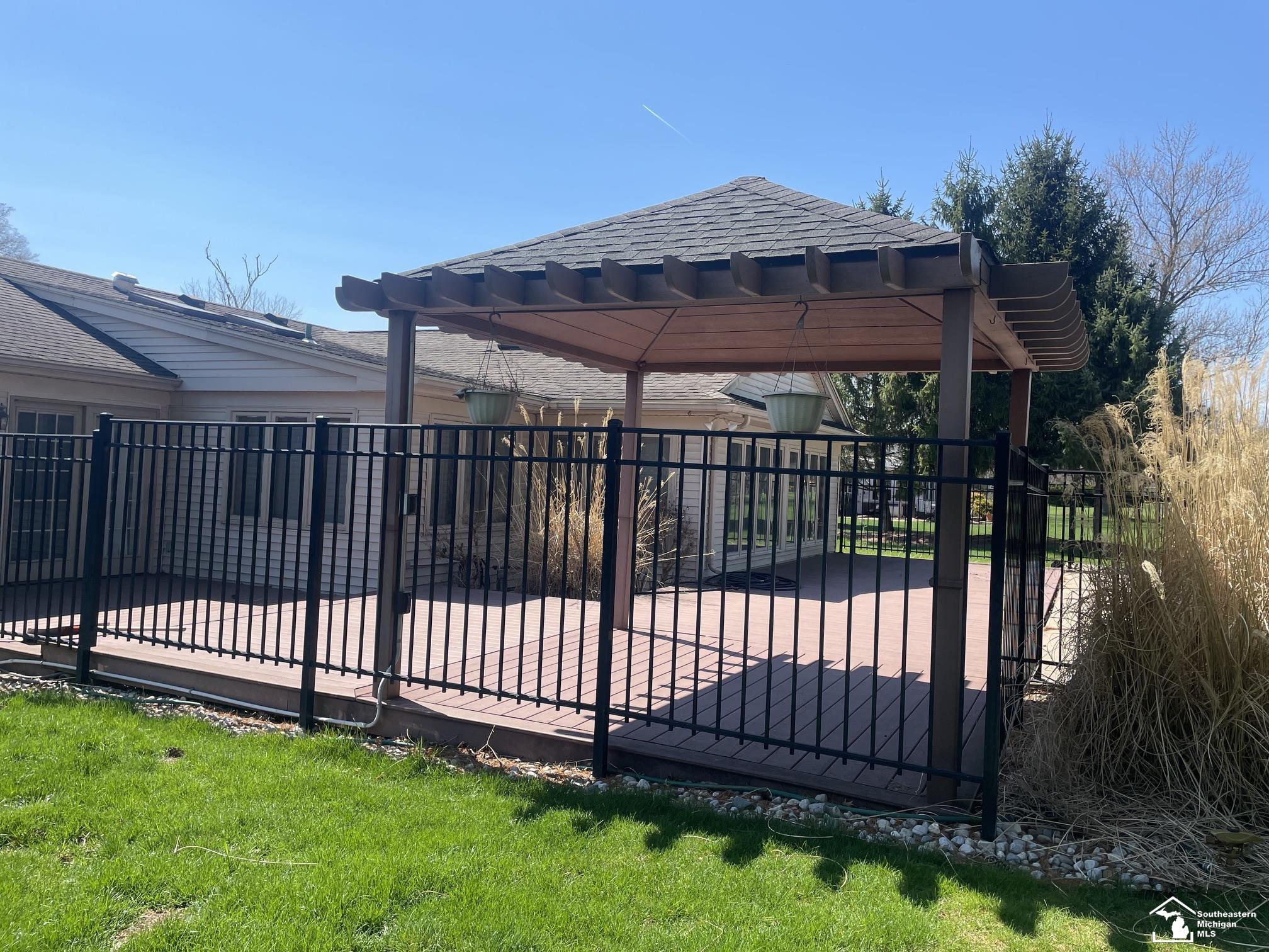 3202 Edgevale Drive, Lambertville, MI, 48144